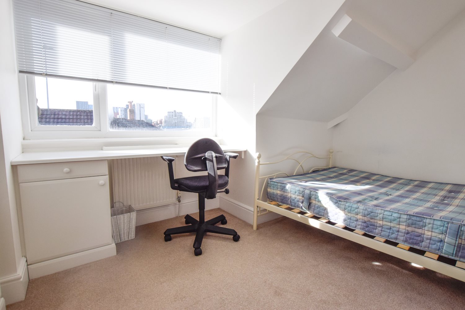 2 bed flat to rent in Portchester Place, Bournemouth  - Property Image 6