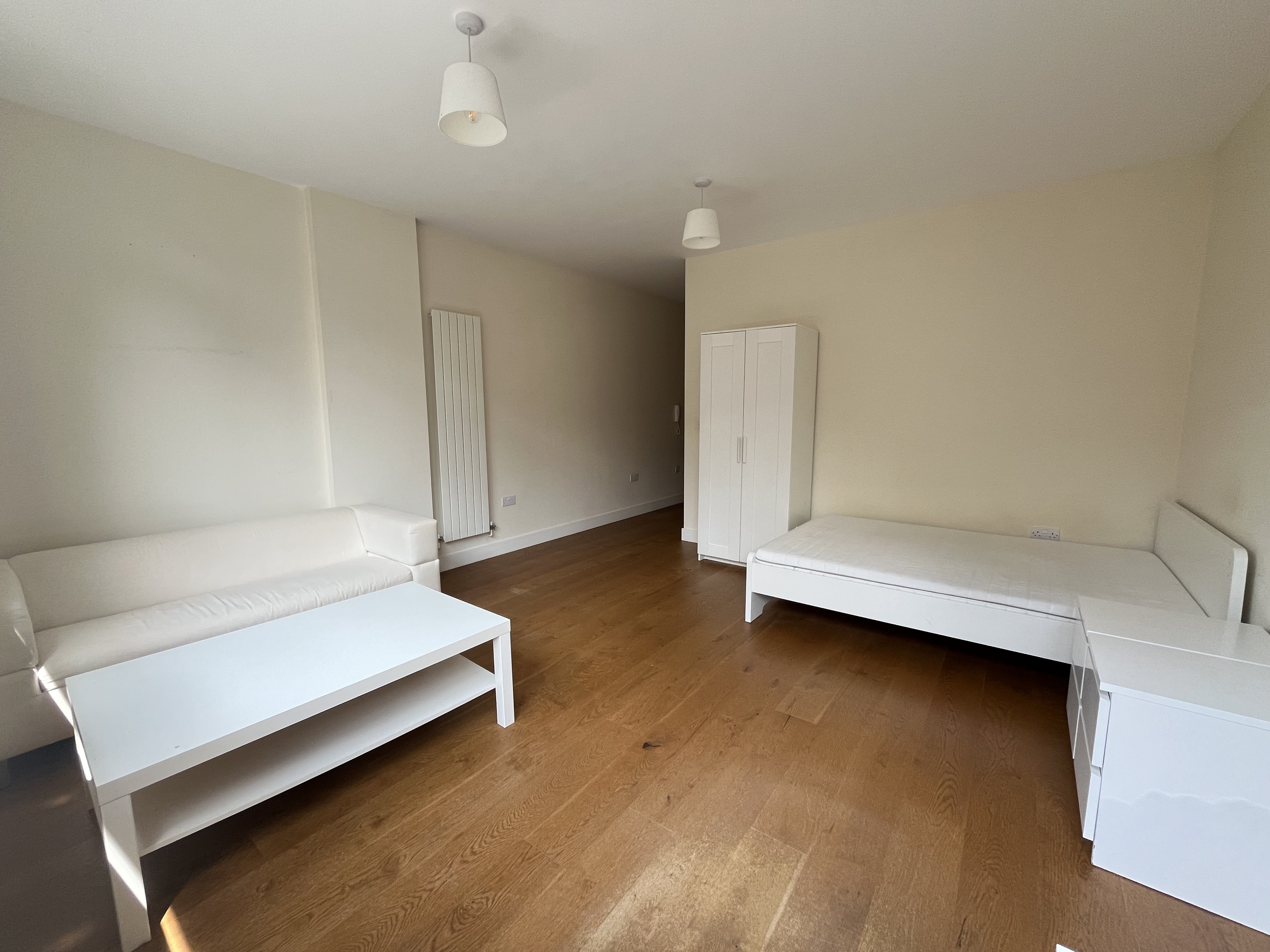 Studio flat to rent in Post Office Road, Bournemouth  - Property Image 4