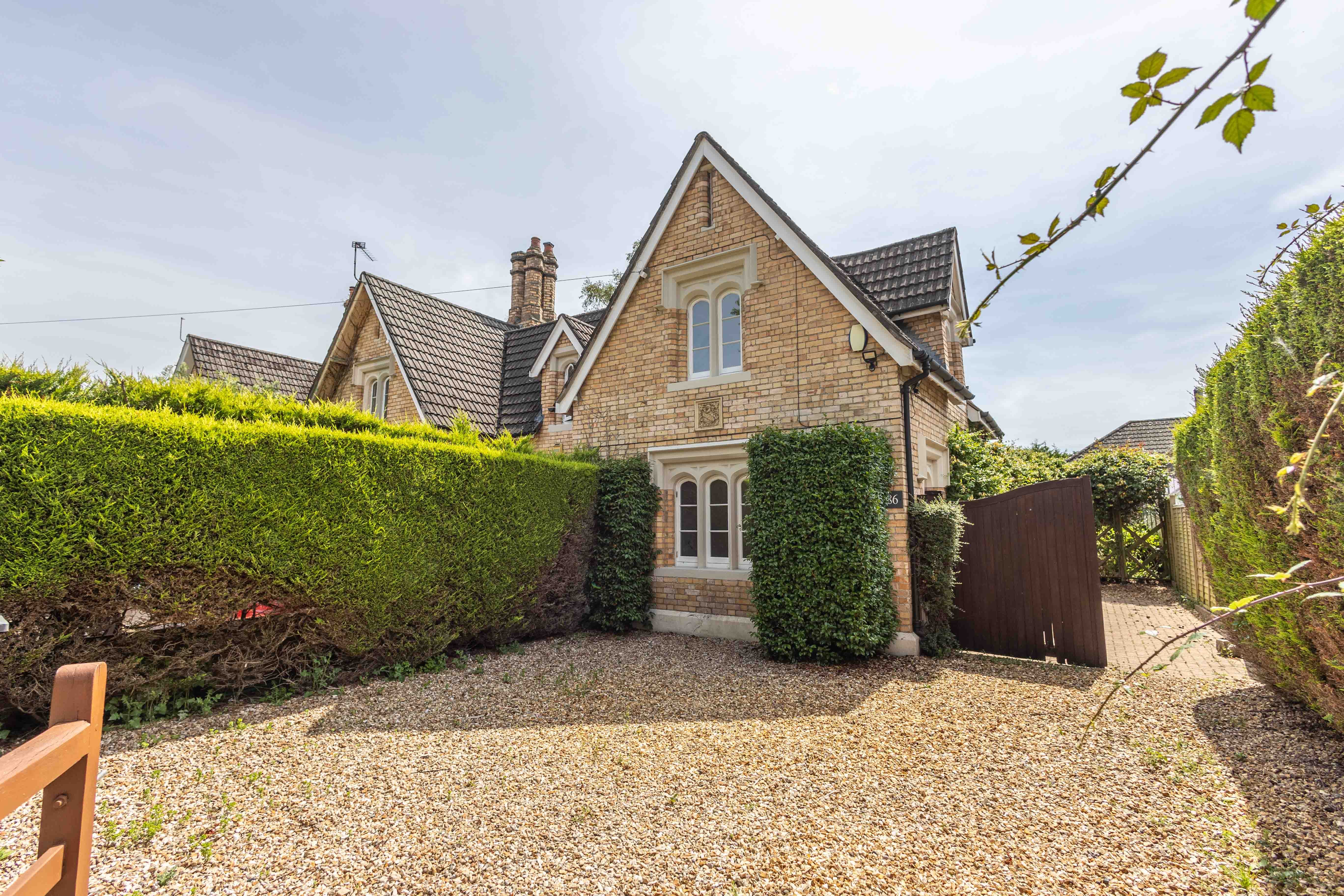 2 bed end of terrace house to rent in Poole Lane, Kinson, BH11