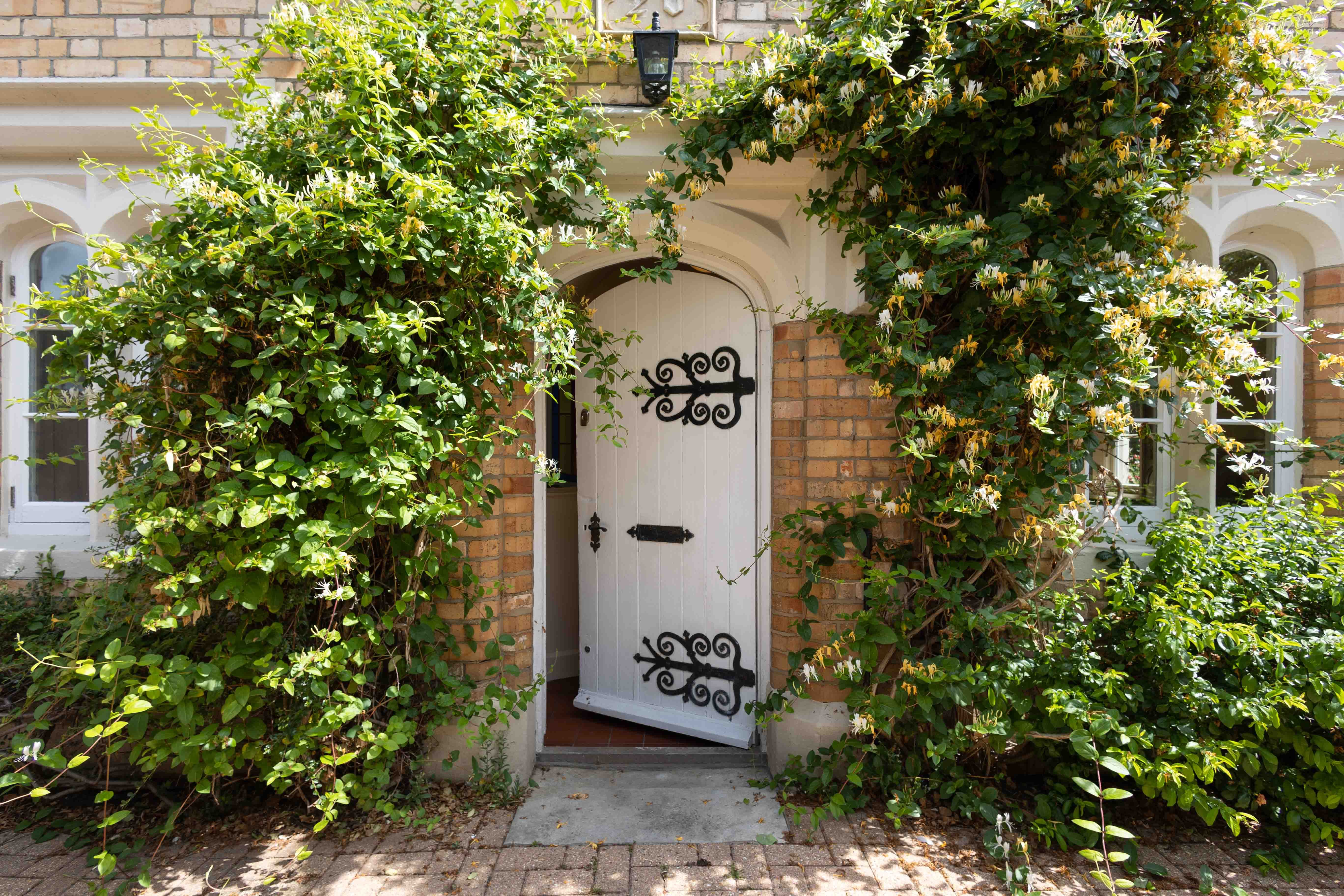2 bed end of terrace house to rent in Poole Lane, Kinson  - Property Image 2