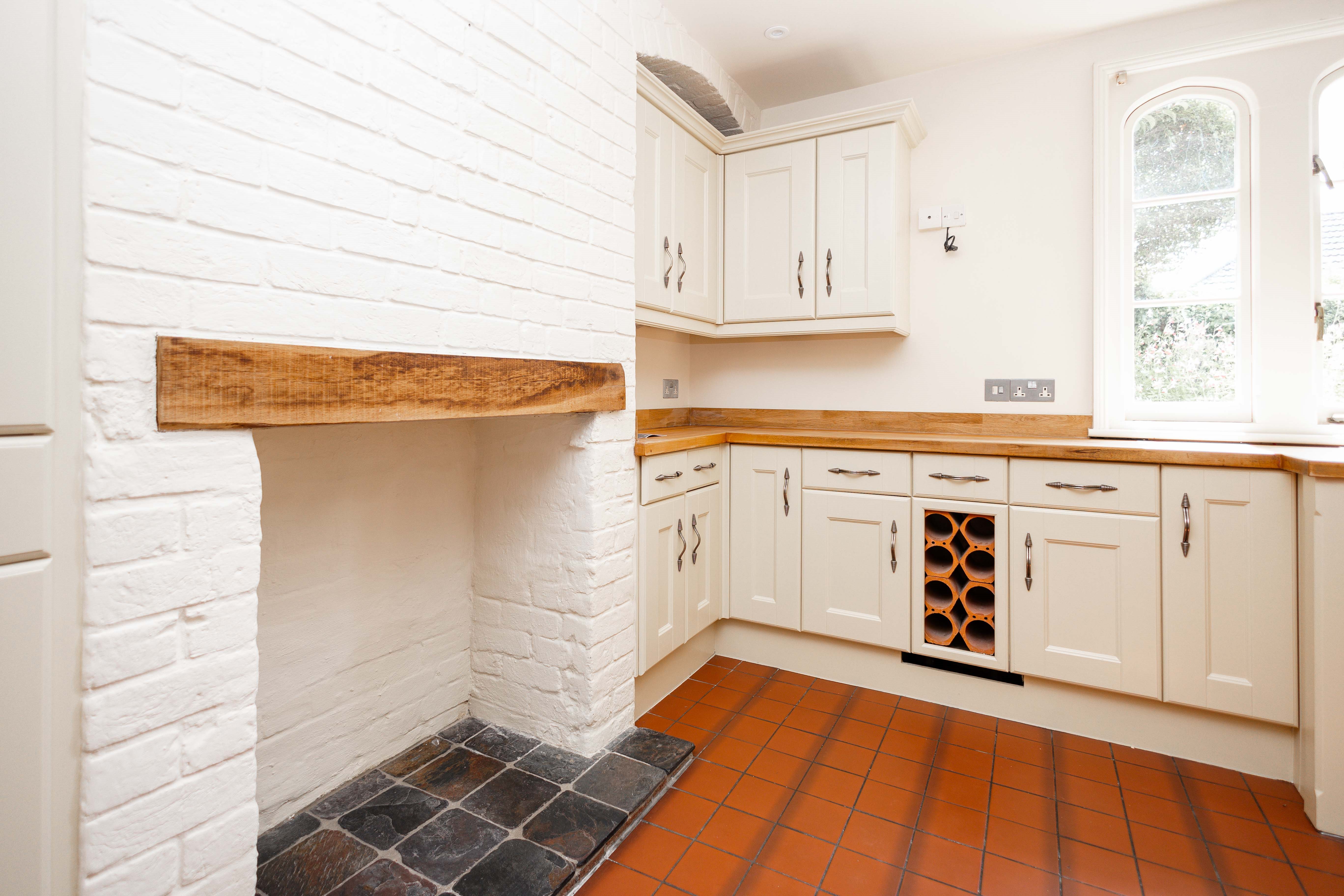 2 bed end of terrace house to rent in Poole Lane, Kinson  - Property Image 7