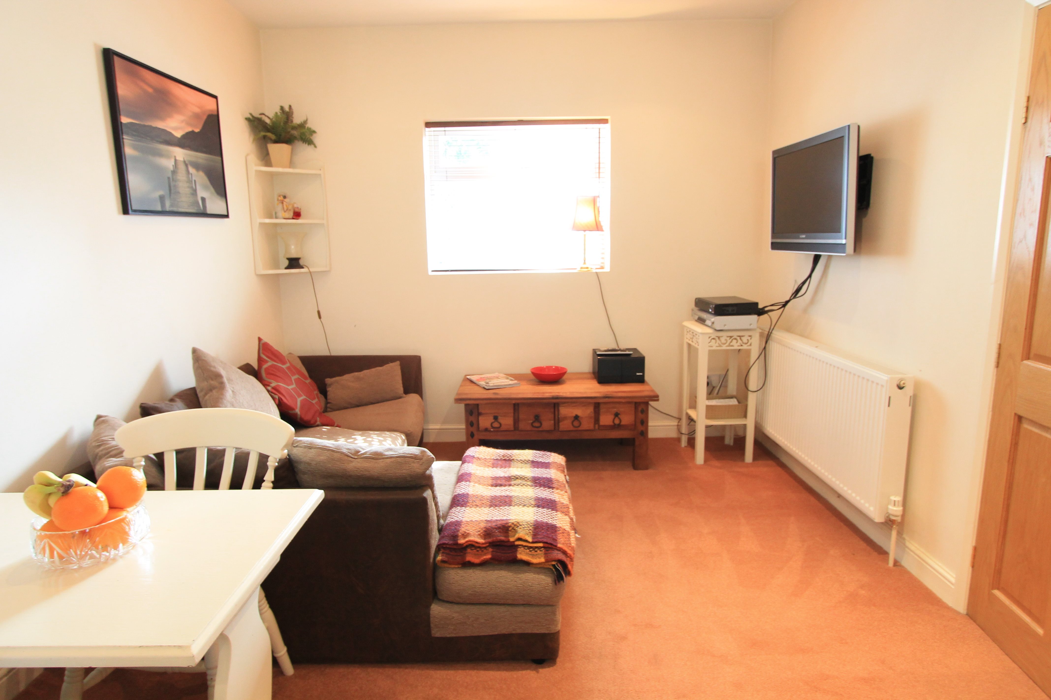 1 bed flat to rent in Wimborne Road, Meyrick Park  - Property Image 5