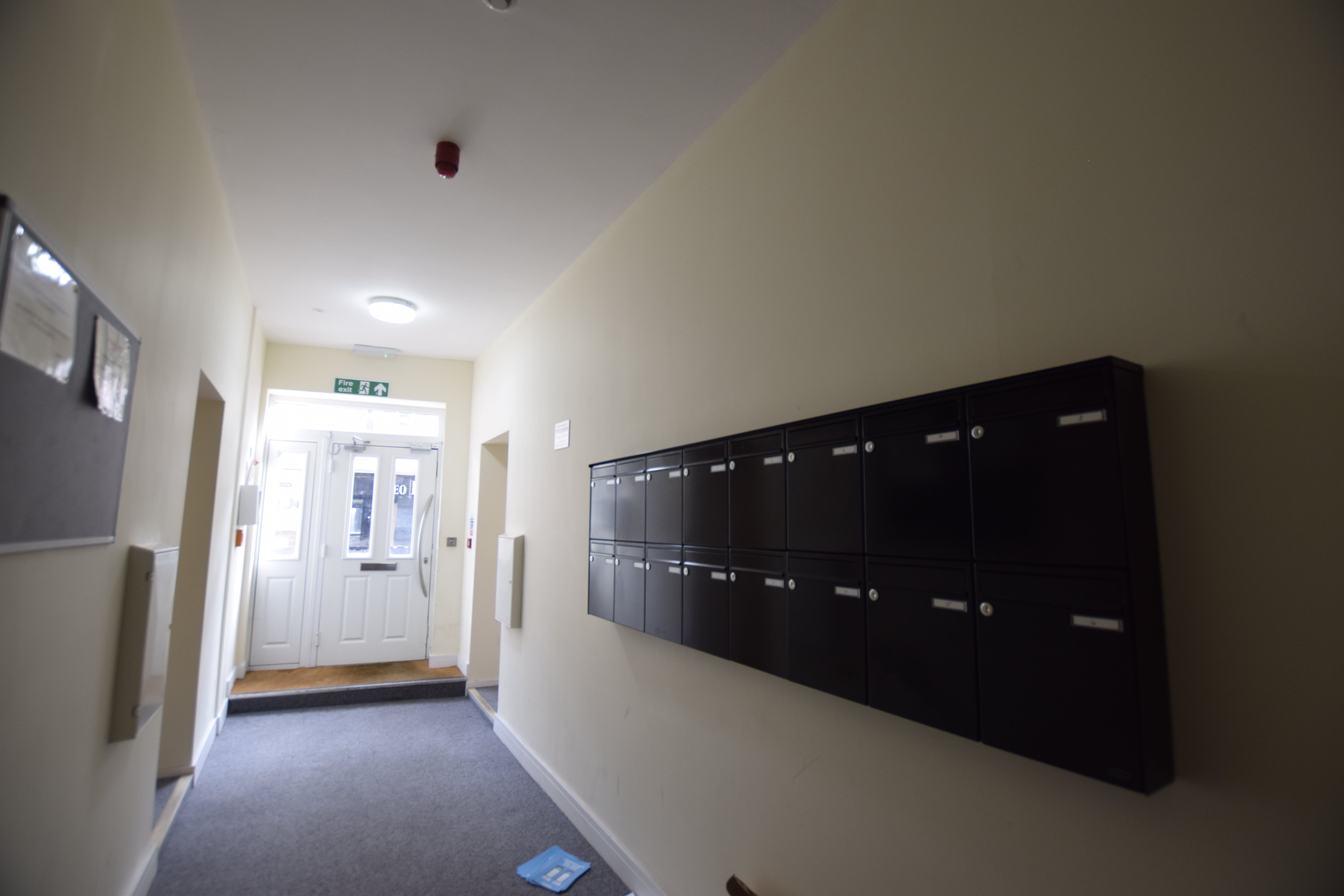 Studio flat to rent in Canford Chambers, 22 St Peters Road  - Property Image 9