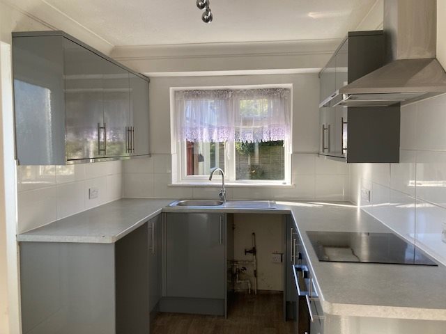 3 bed semi-detached house to rent in Bridgewater Road, Poole  - Property Image 11