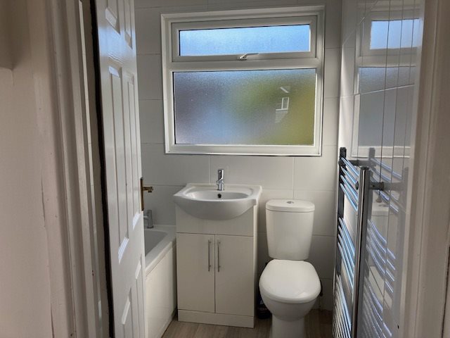 3 bed semi-detached house to rent in Bridgewater Road, Poole  - Property Image 6
