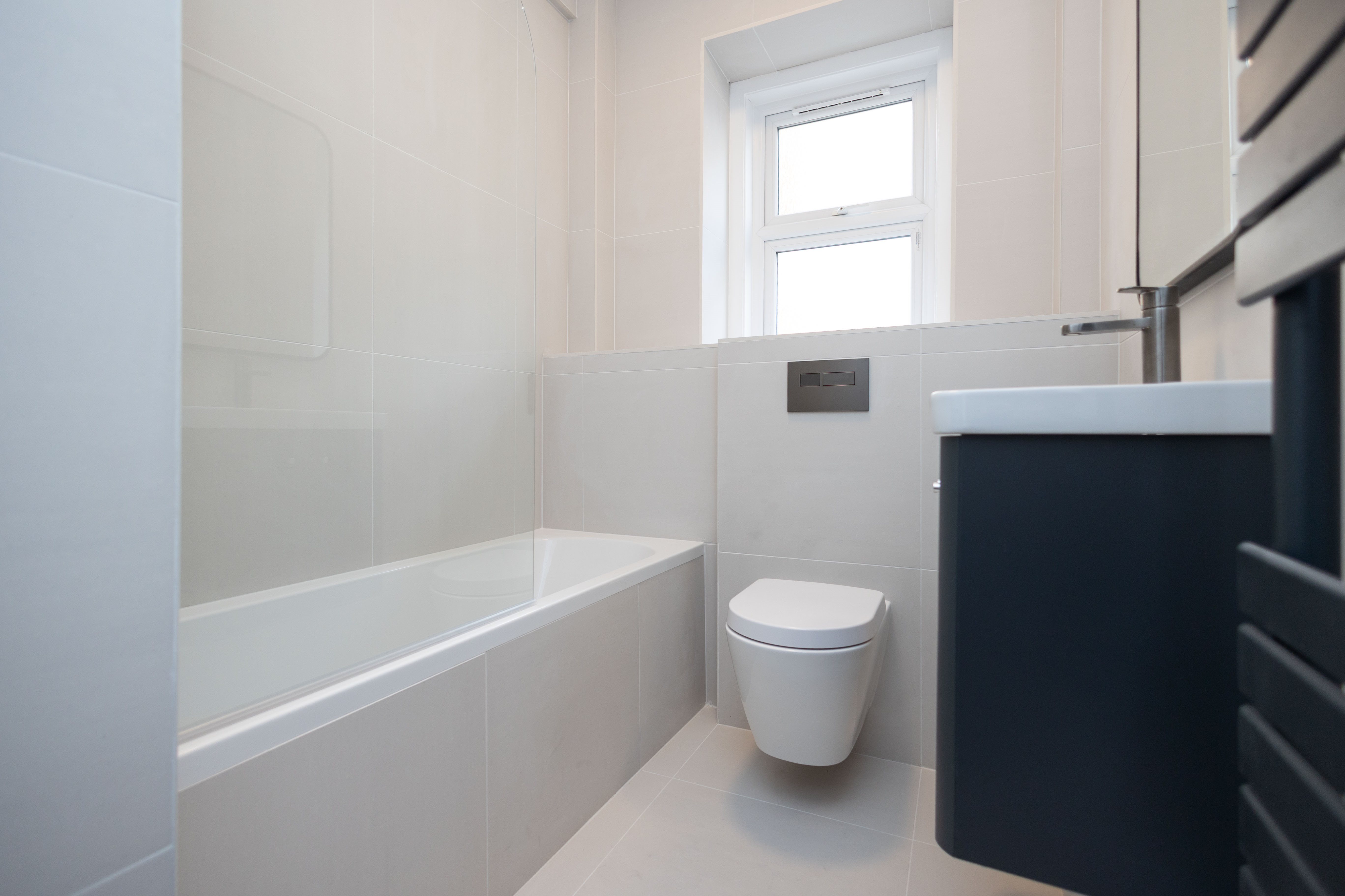 3 bed flat to rent in Richmond Hill, Bournemouth 10