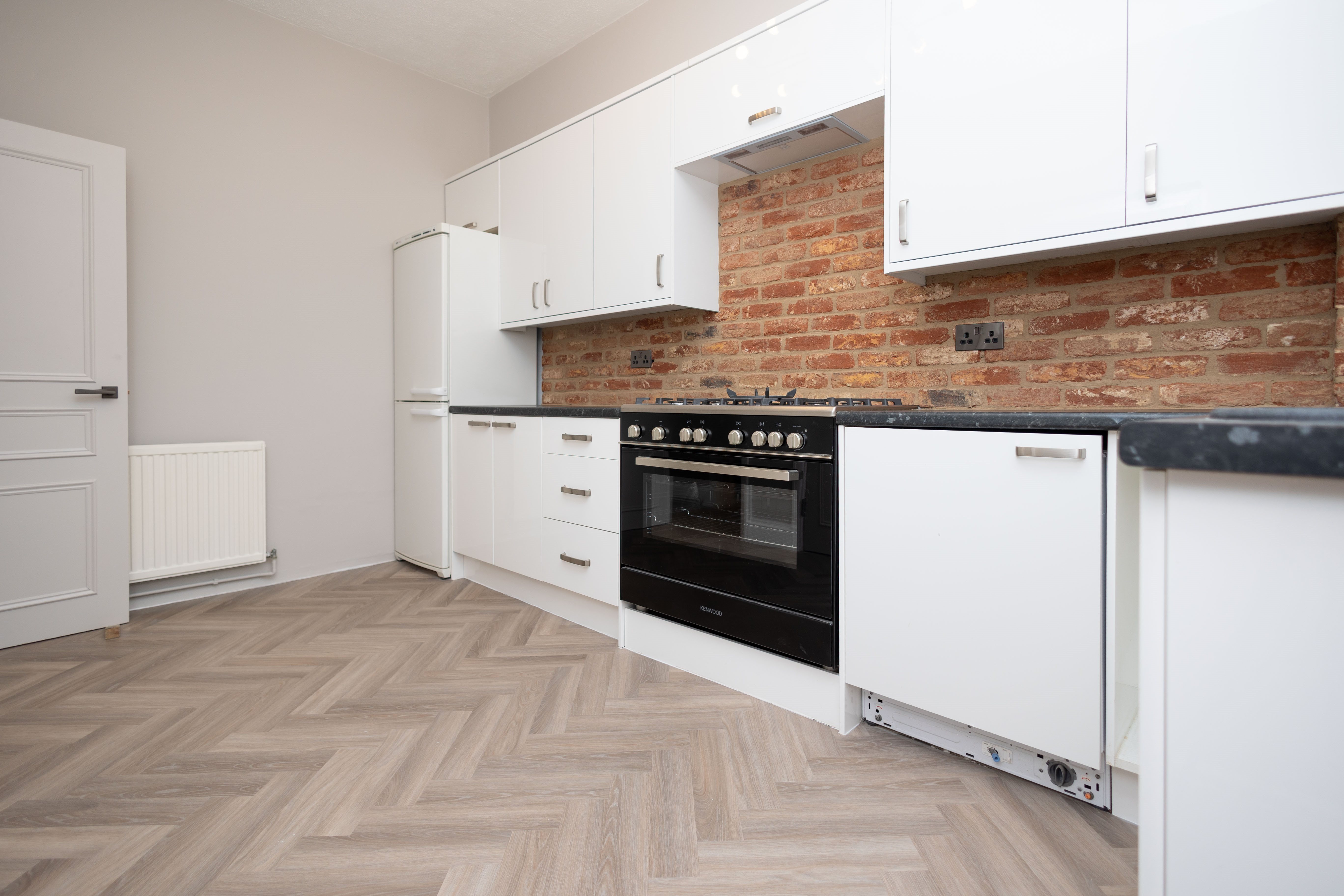 3 bed flat to rent in Richmond Hill, Bournemouth  - Property Image 16