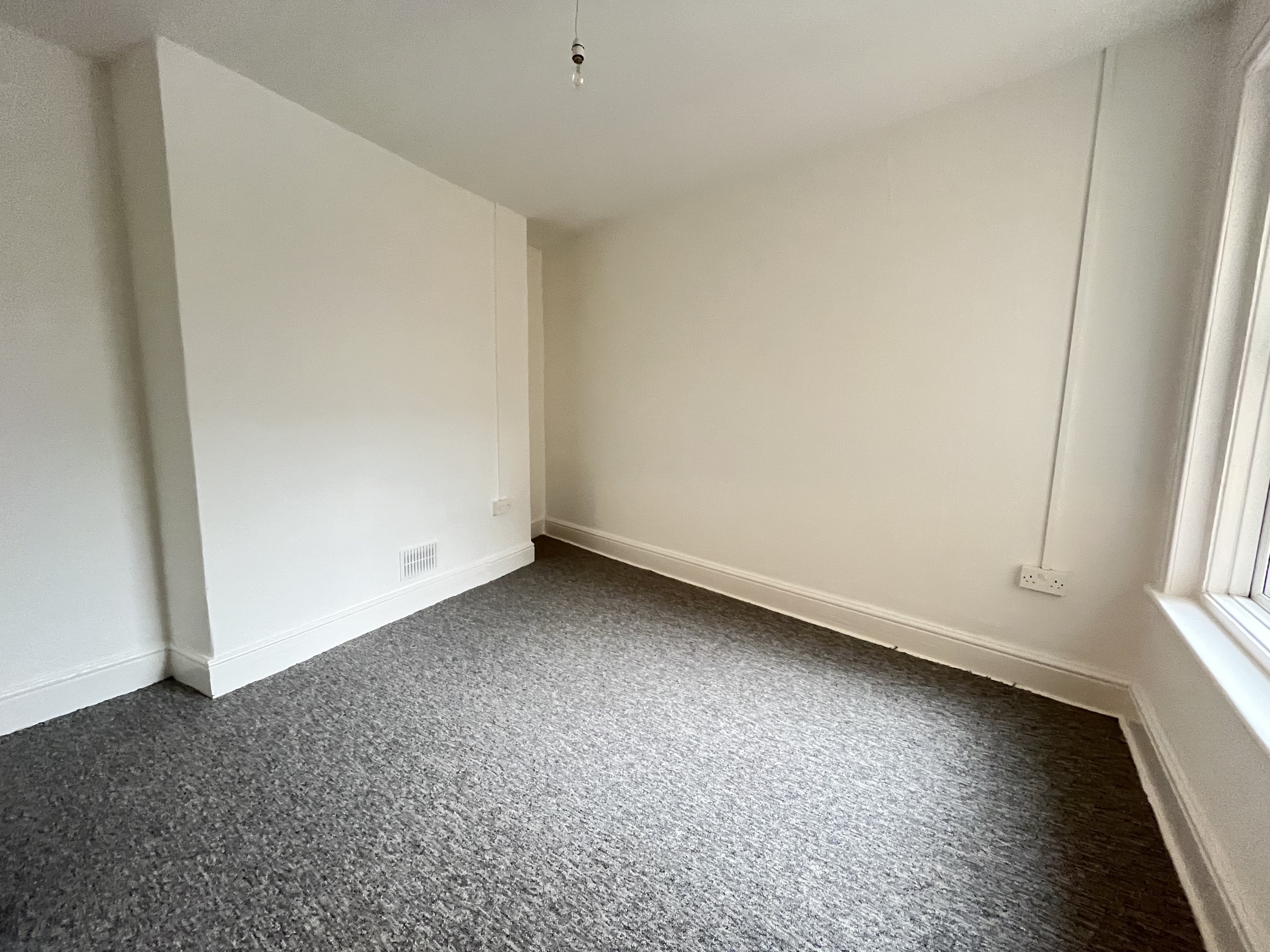 2 bed flat to rent in Old Christchurch Road  - Property Image 4