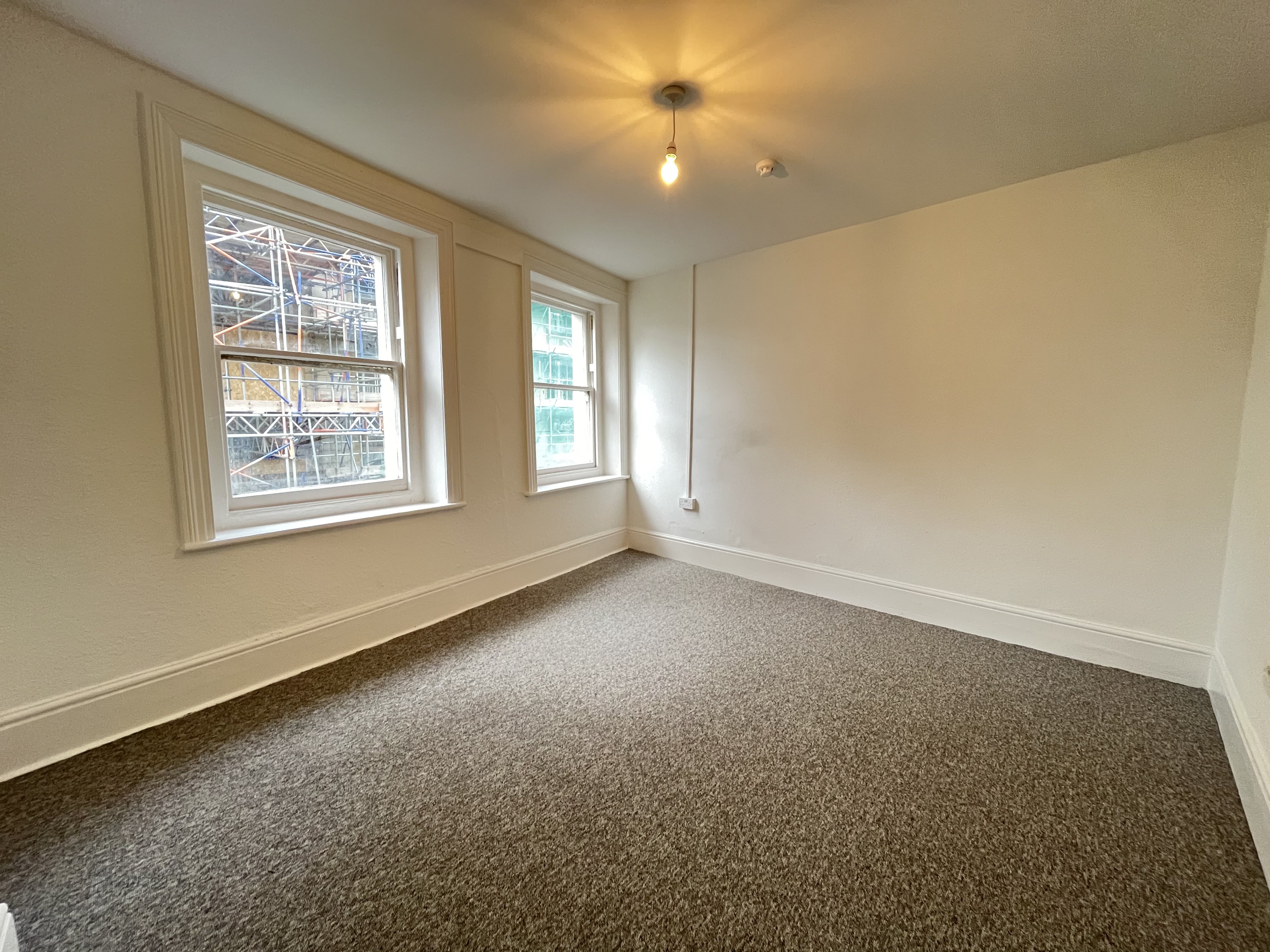 2 bed flat to rent in Old Christchurch Road  - Property Image 5