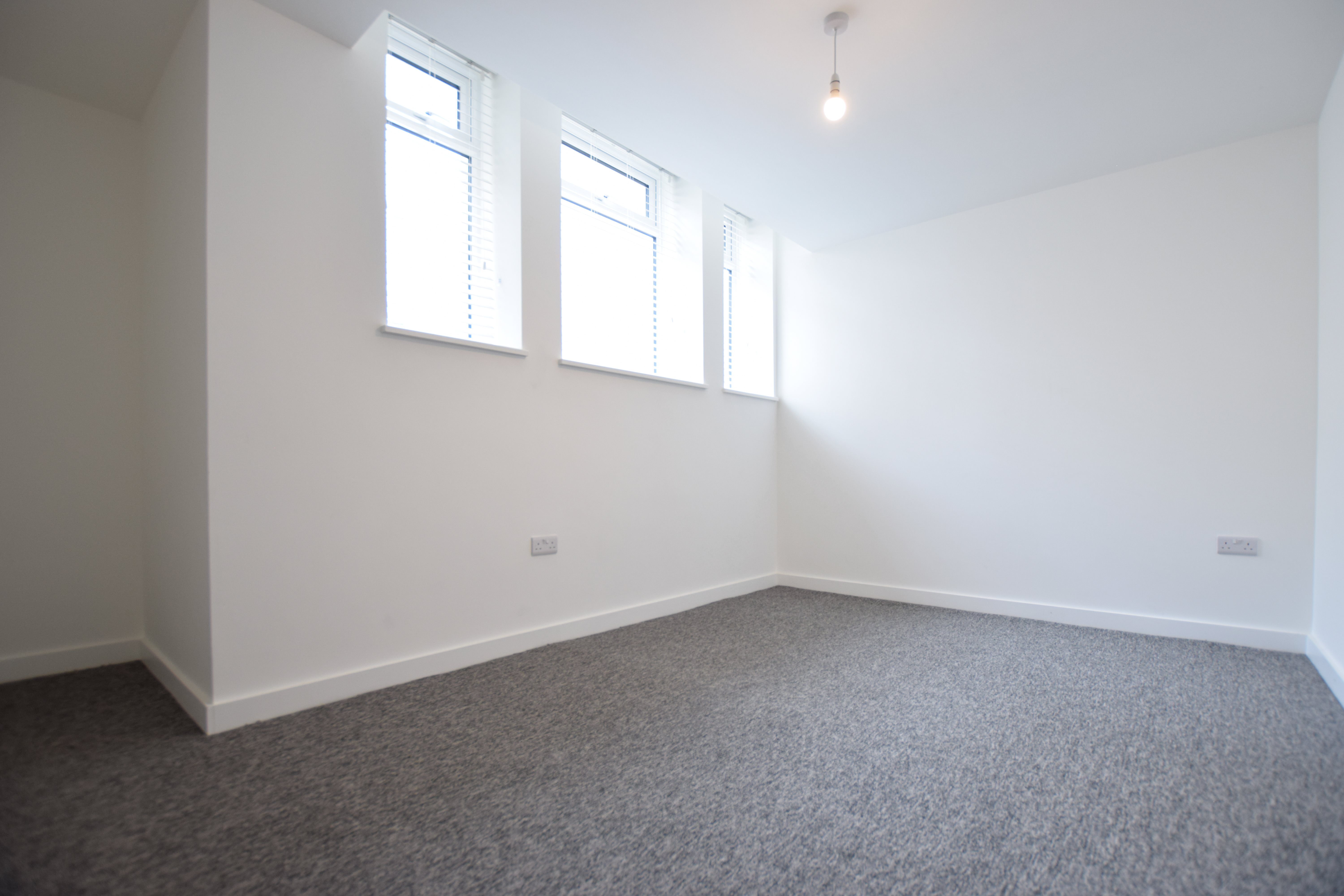 1 bed flat to rent in Westover Road  - Property Image 4