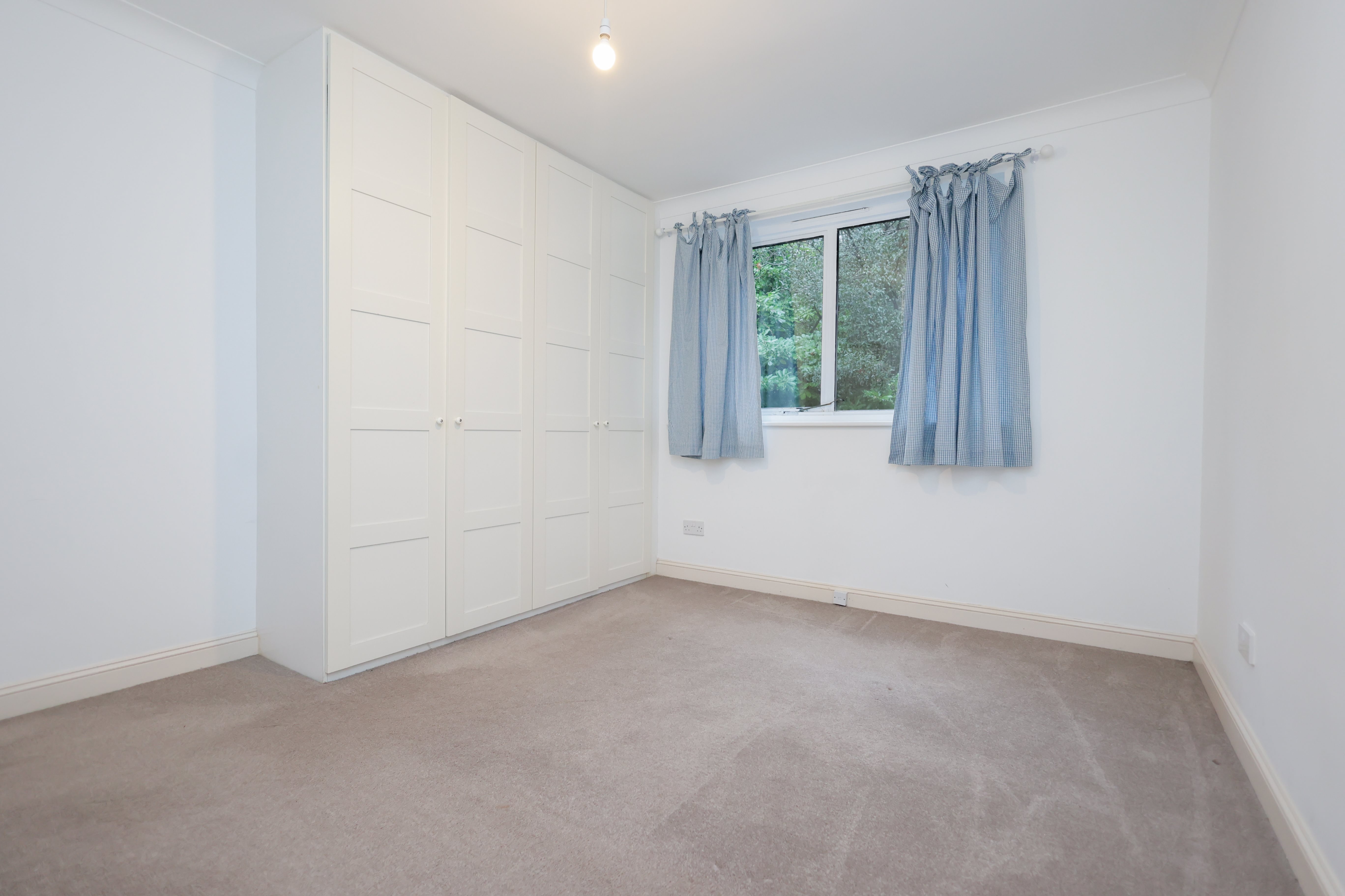 2 bed apartment to rent in Belle Vue Road, Poole 17