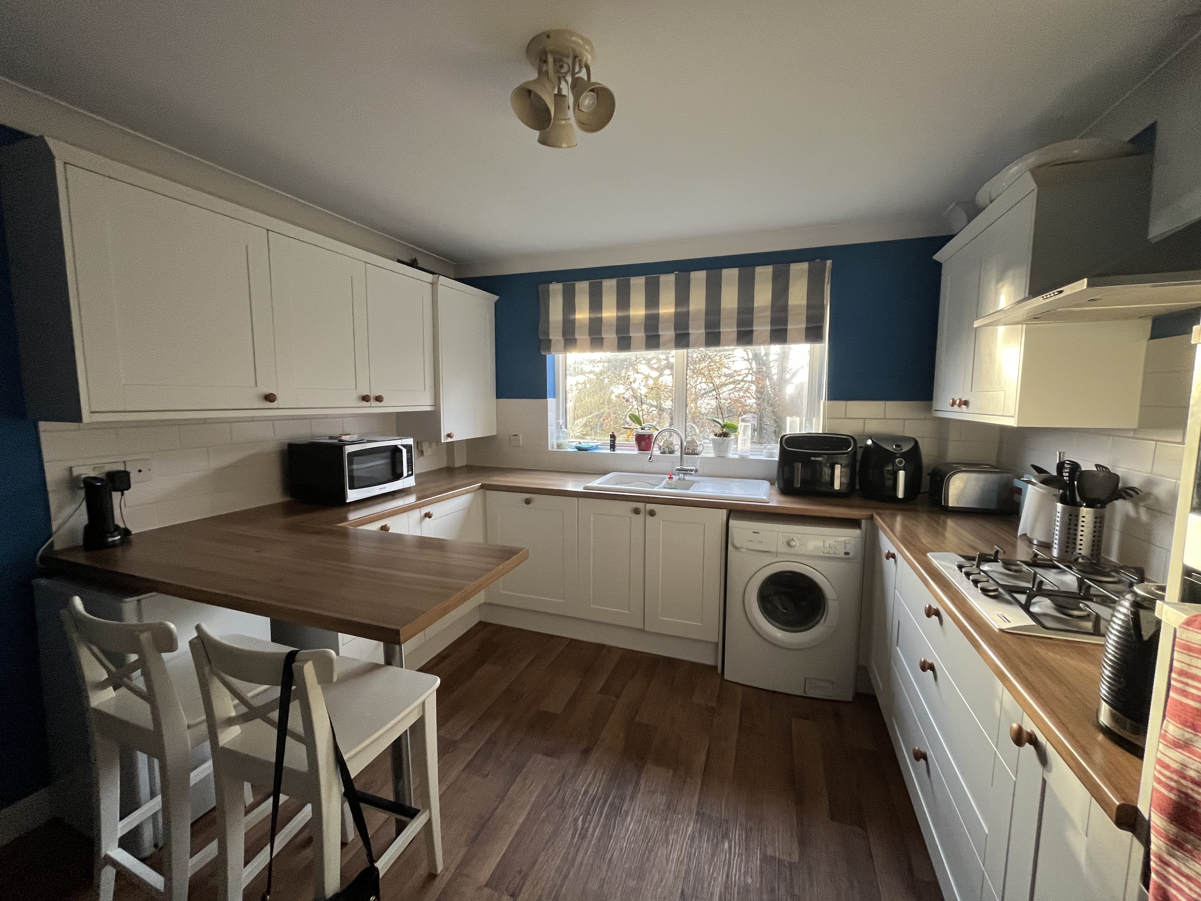 2 bed apartment to rent in Belle Vue Road, Poole 1