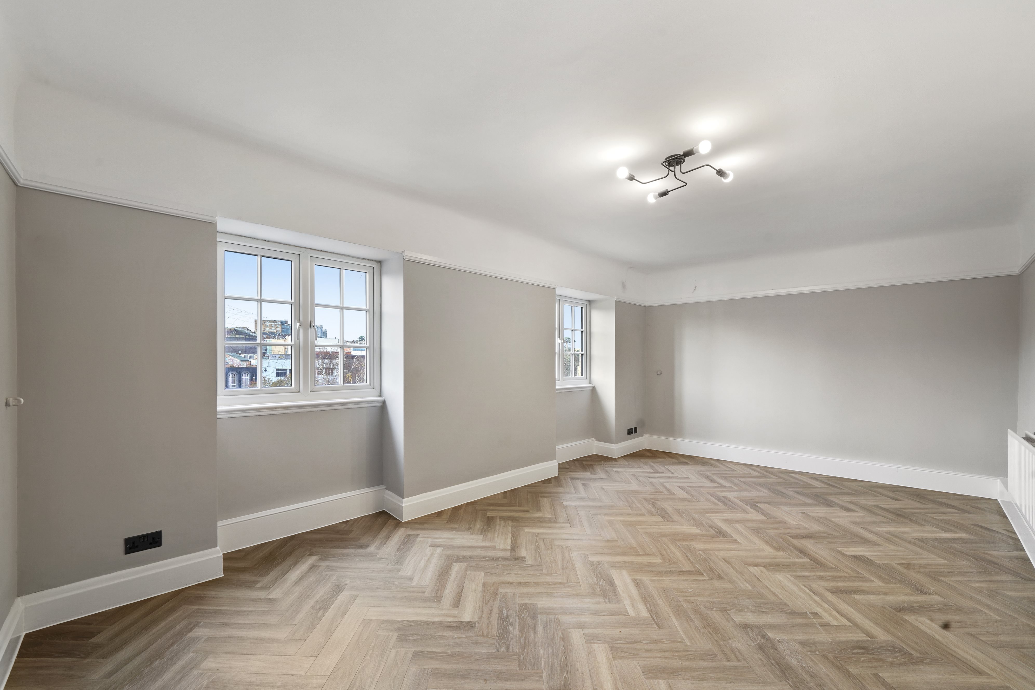 1 bed flat to rent in Richmond Hill, Bournemouth  - Property Image 1
