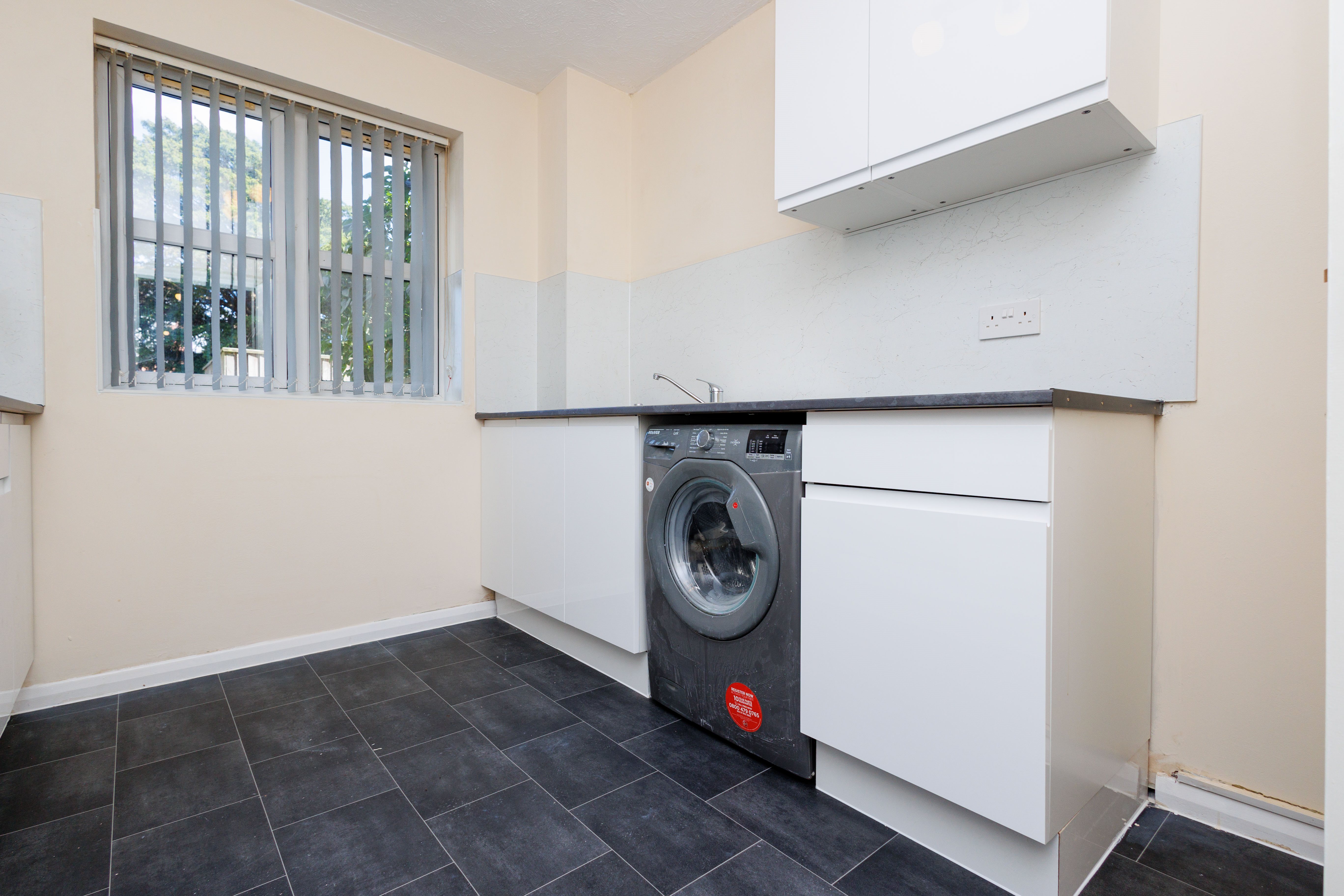 2 bed flat to rent in St Johns Road, Bournemouth  - Property Image 9