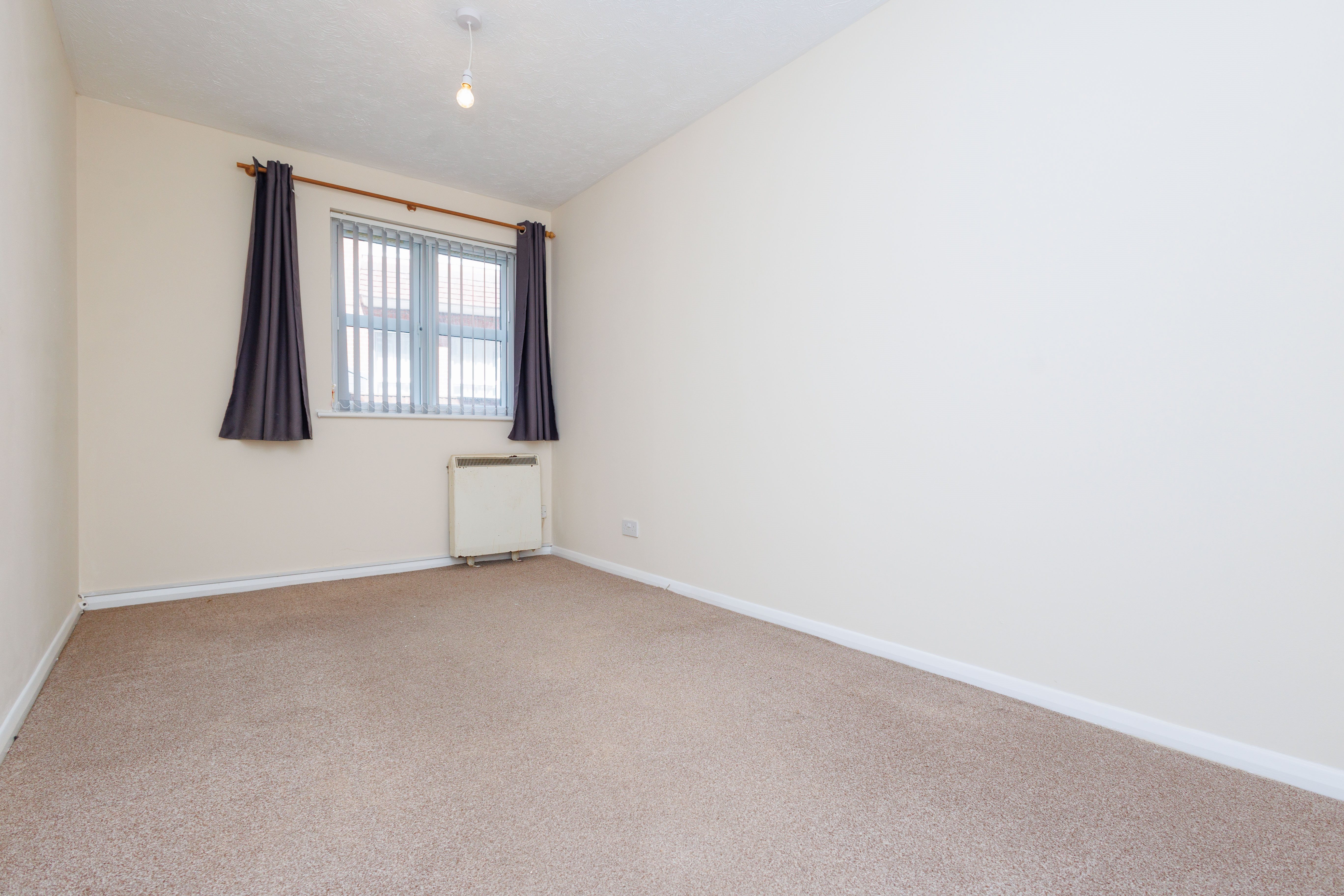 2 bed flat to rent in St Johns Road, Bournemouth  - Property Image 4