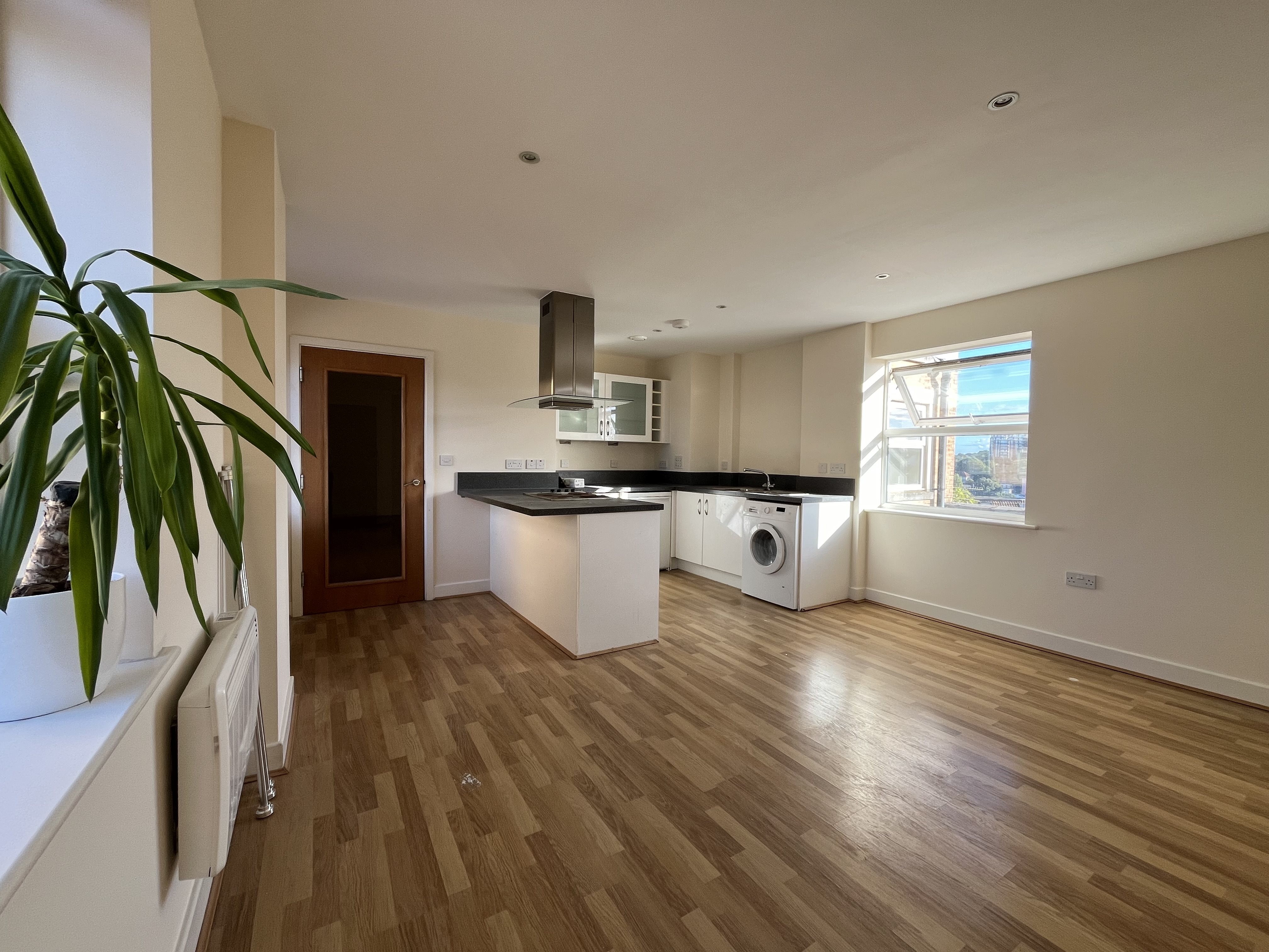 2 bed apartment to rent in Commercial Road, Bournemouth  - Property Image 2