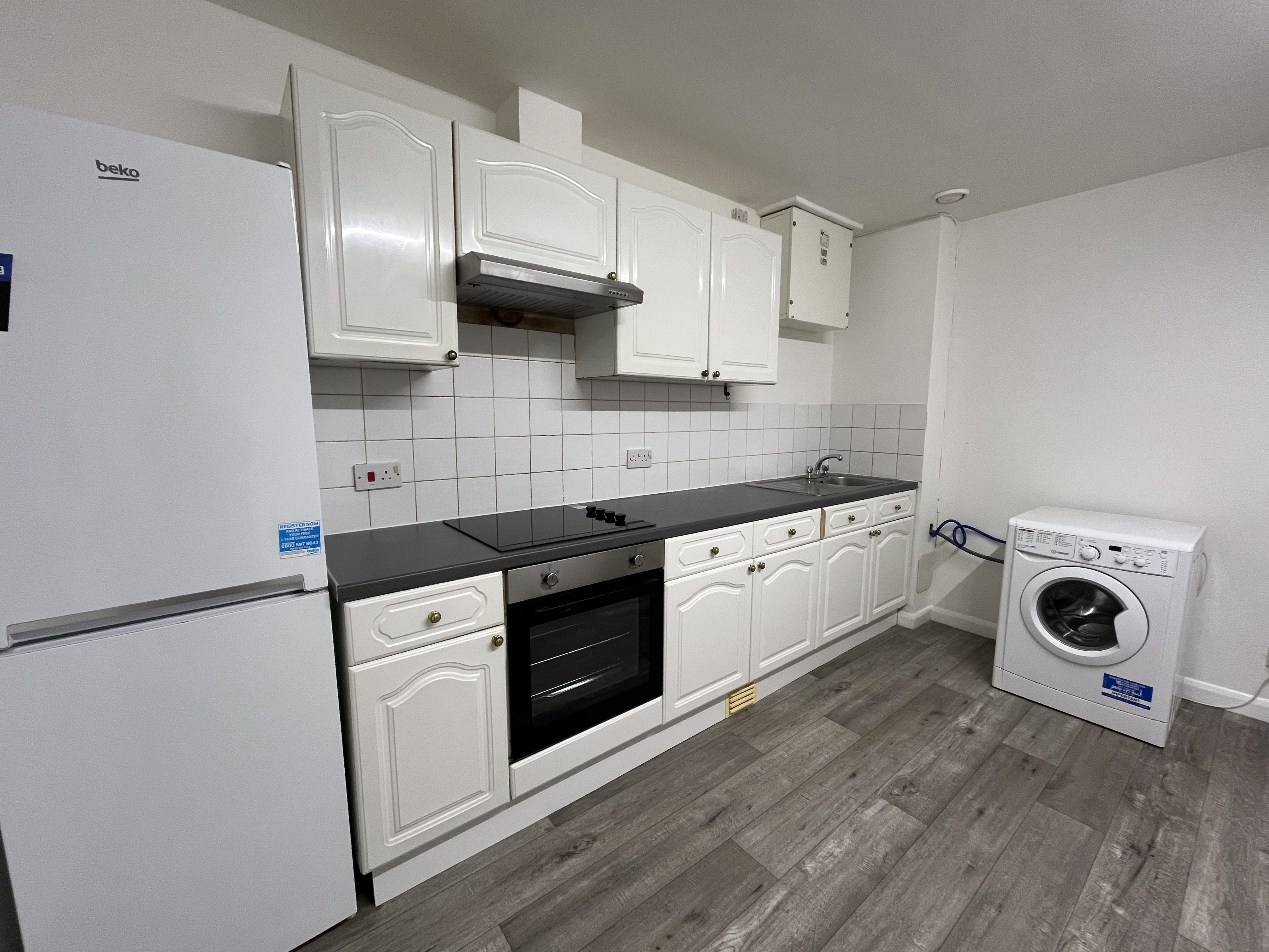 3 bed apartment to rent in St Peters Gate  - Property Image 2