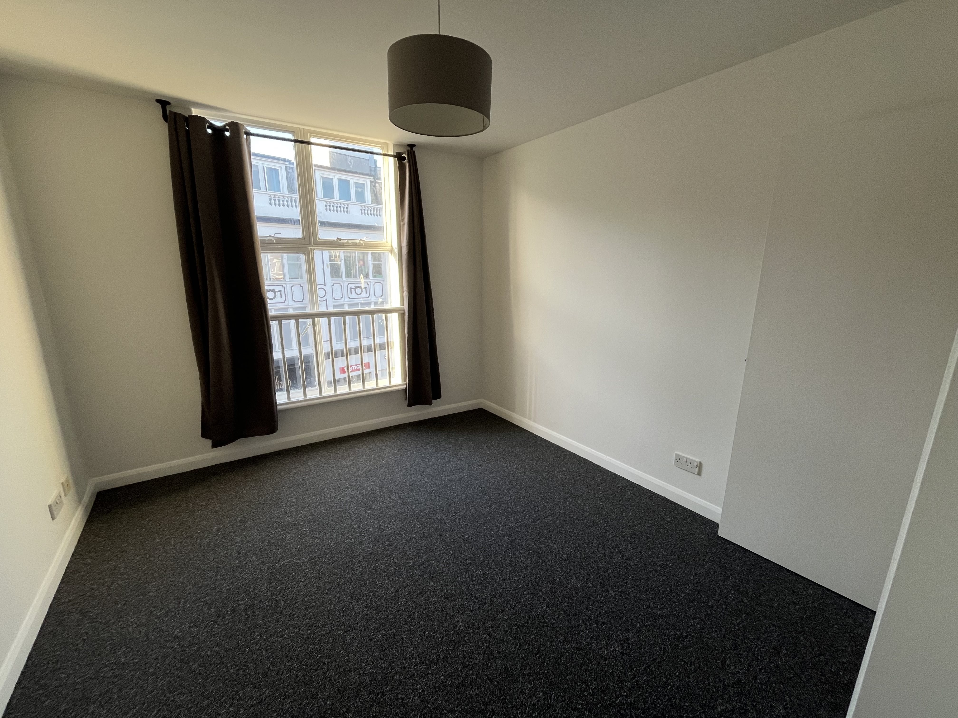 3 bed apartment to rent in St Peters Gate 4