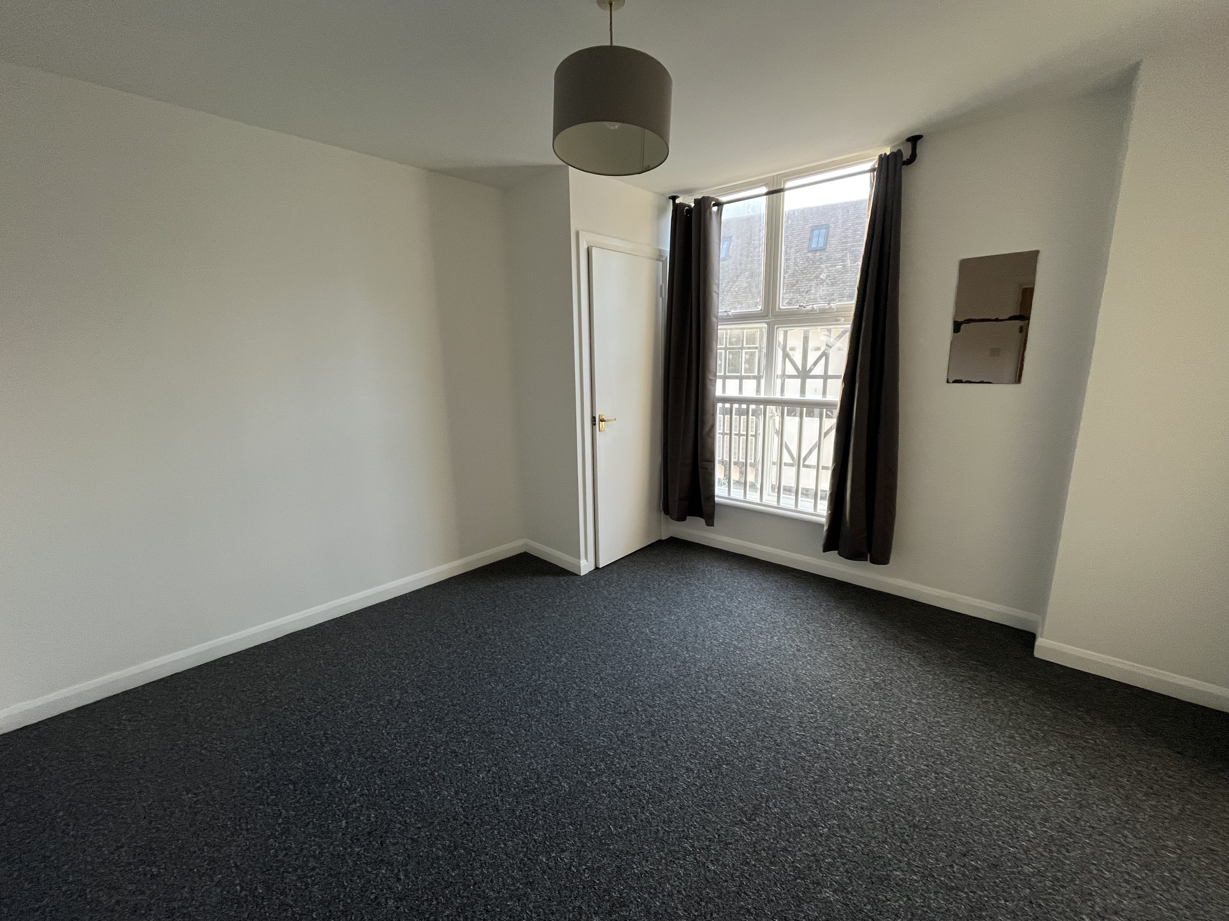 3 bed apartment to rent in St Peters Gate  - Property Image 7