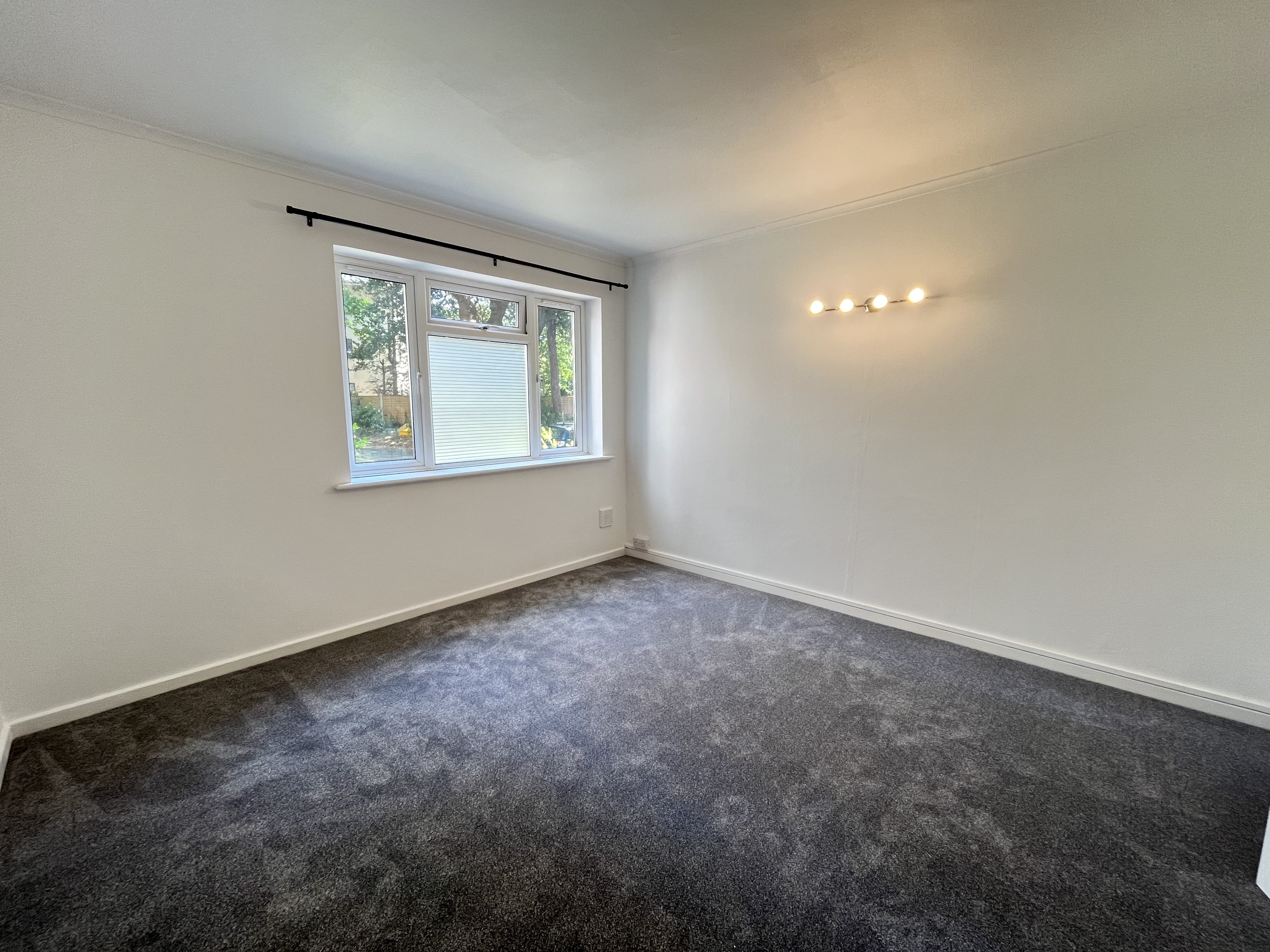2 bed flat to rent in Madeira Road, Bournemouth  - Property Image 8