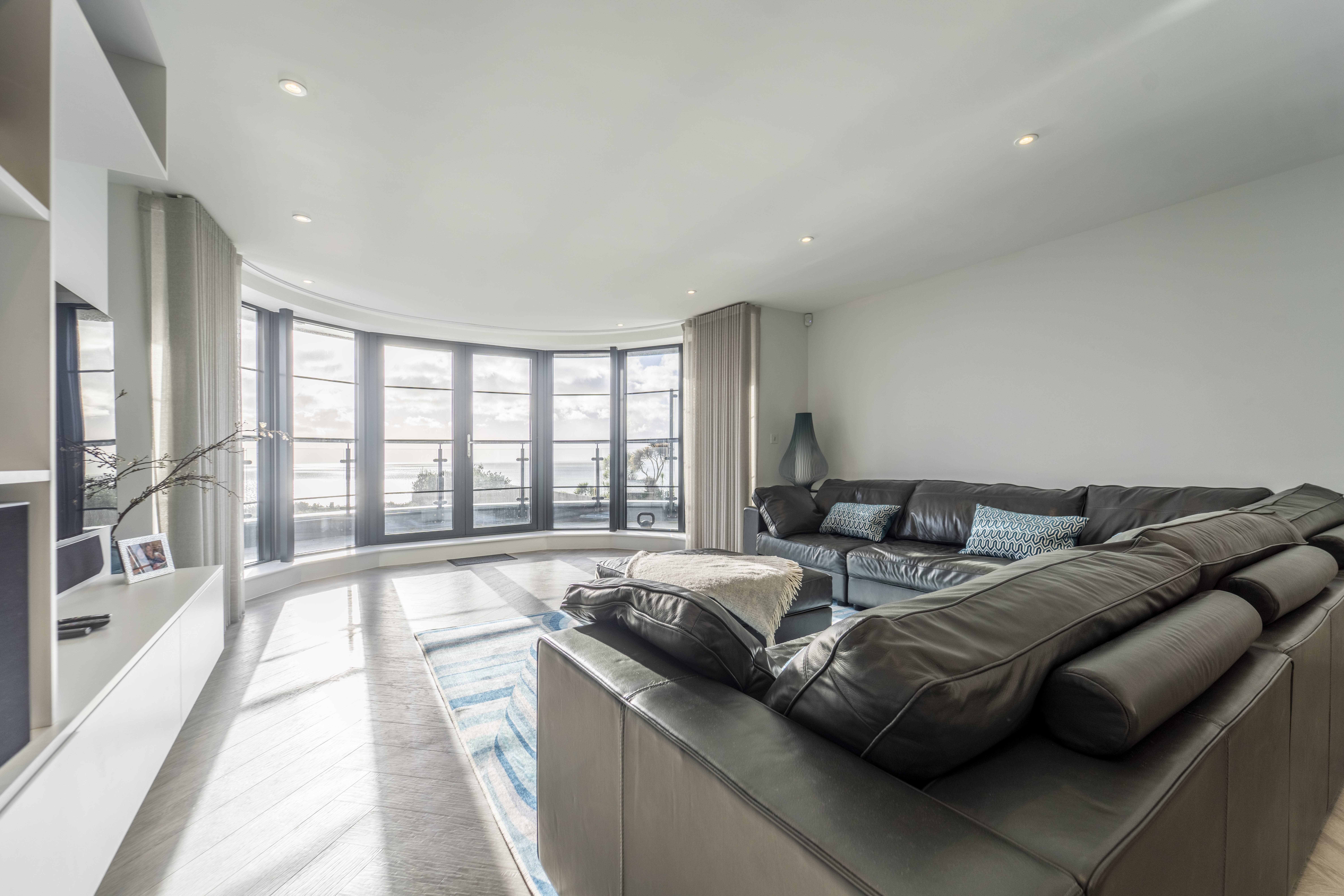 4 bed flat to rent in East Overcliff Drive, Bournemouth  - Property Image 22