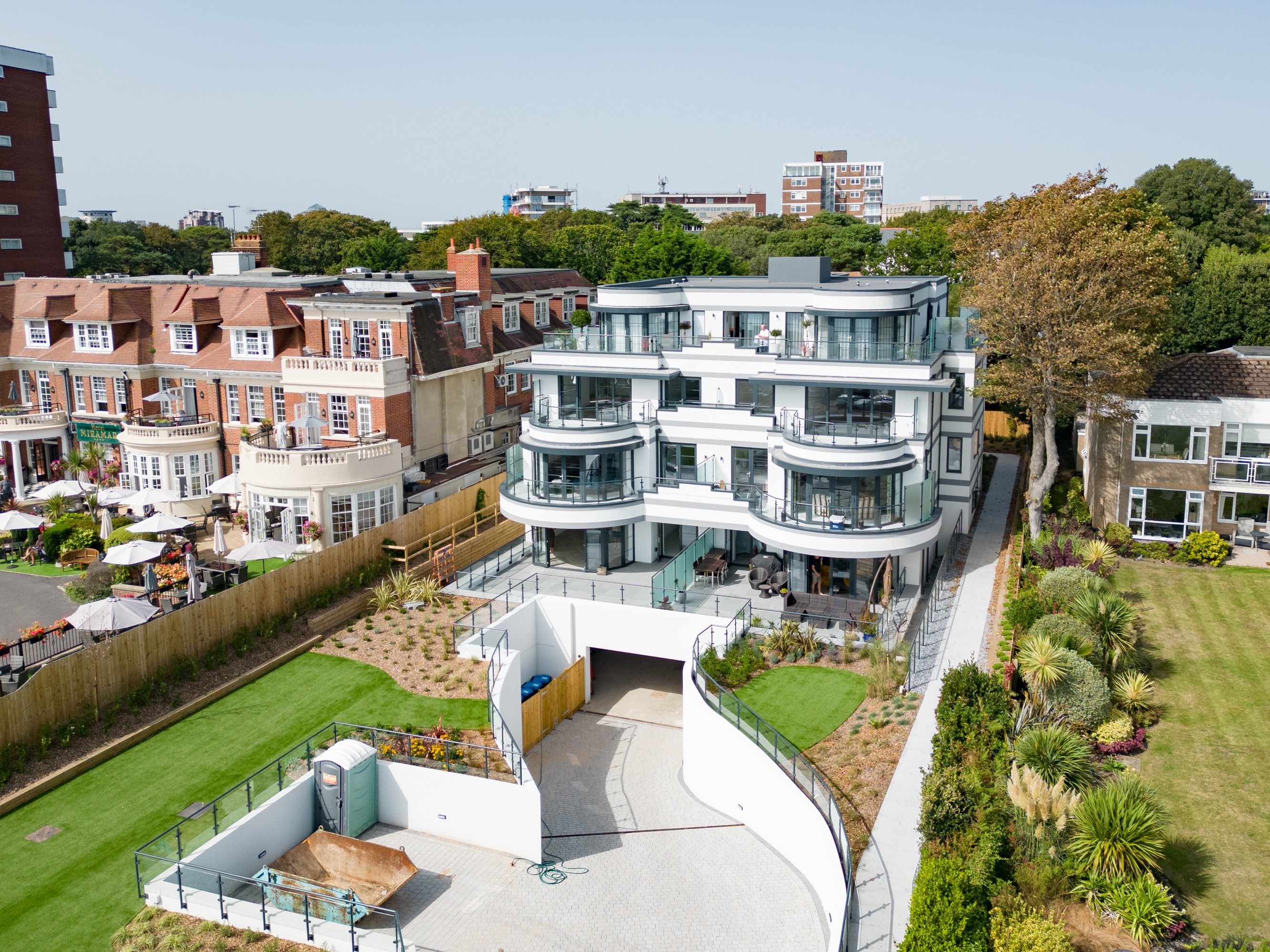 4 bed flat to rent in East Overcliff Drive, Bournemouth  - Property Image 32