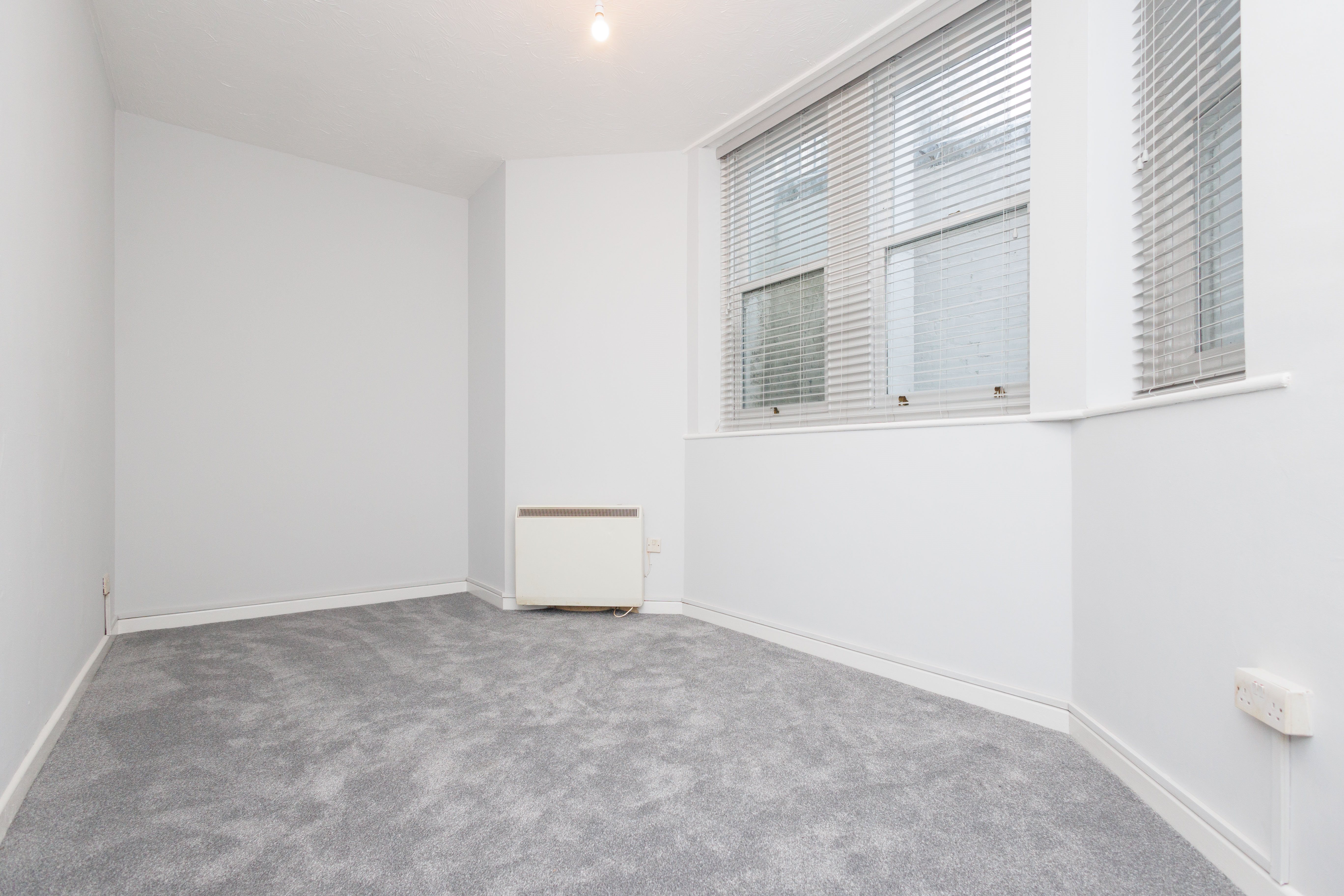 1 bed flat to rent in Fir Vale Road, Bournemouth  - Property Image 3