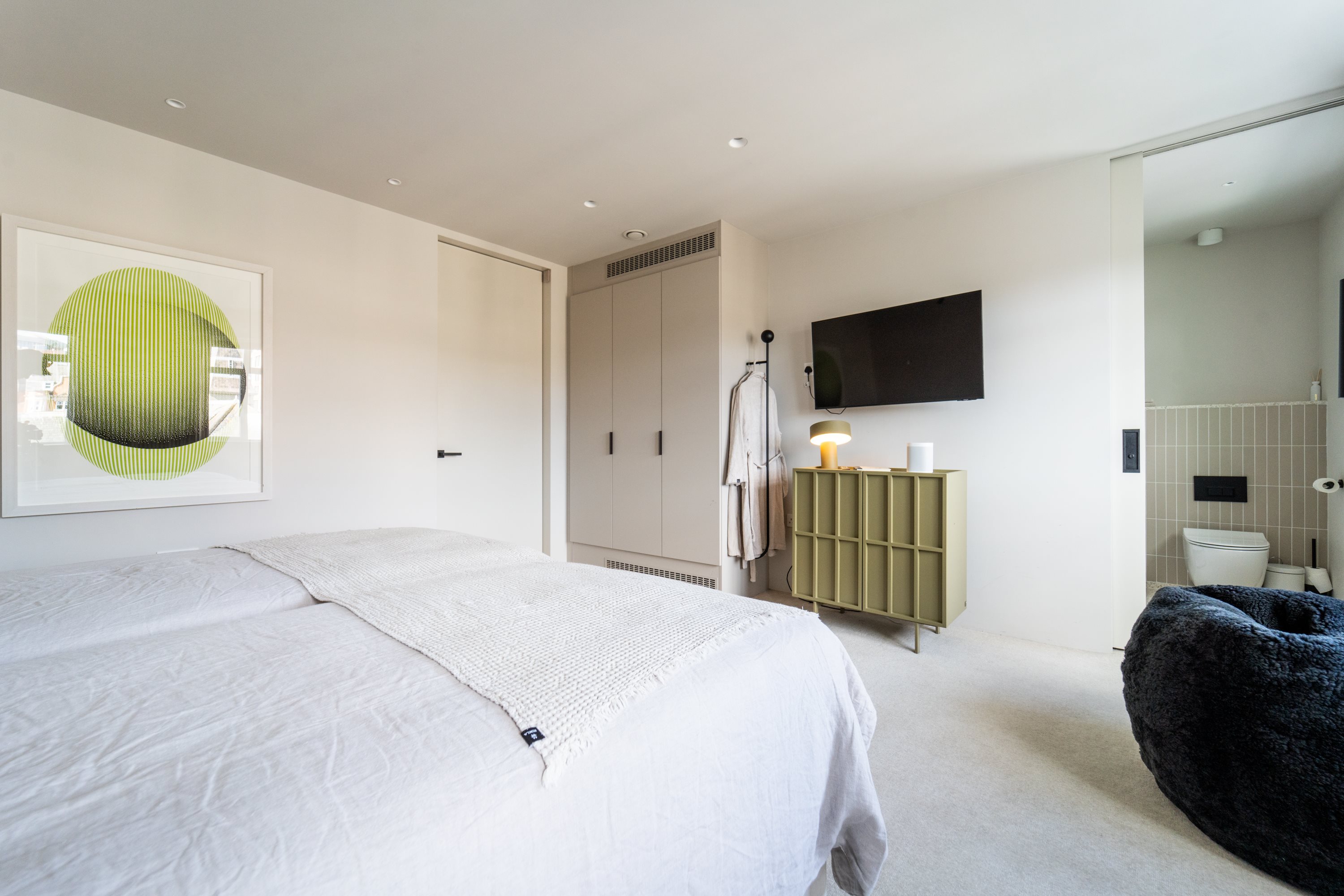 3 bed apartment to rent in Bristol & West House, Post Office Road  - Property Image 24