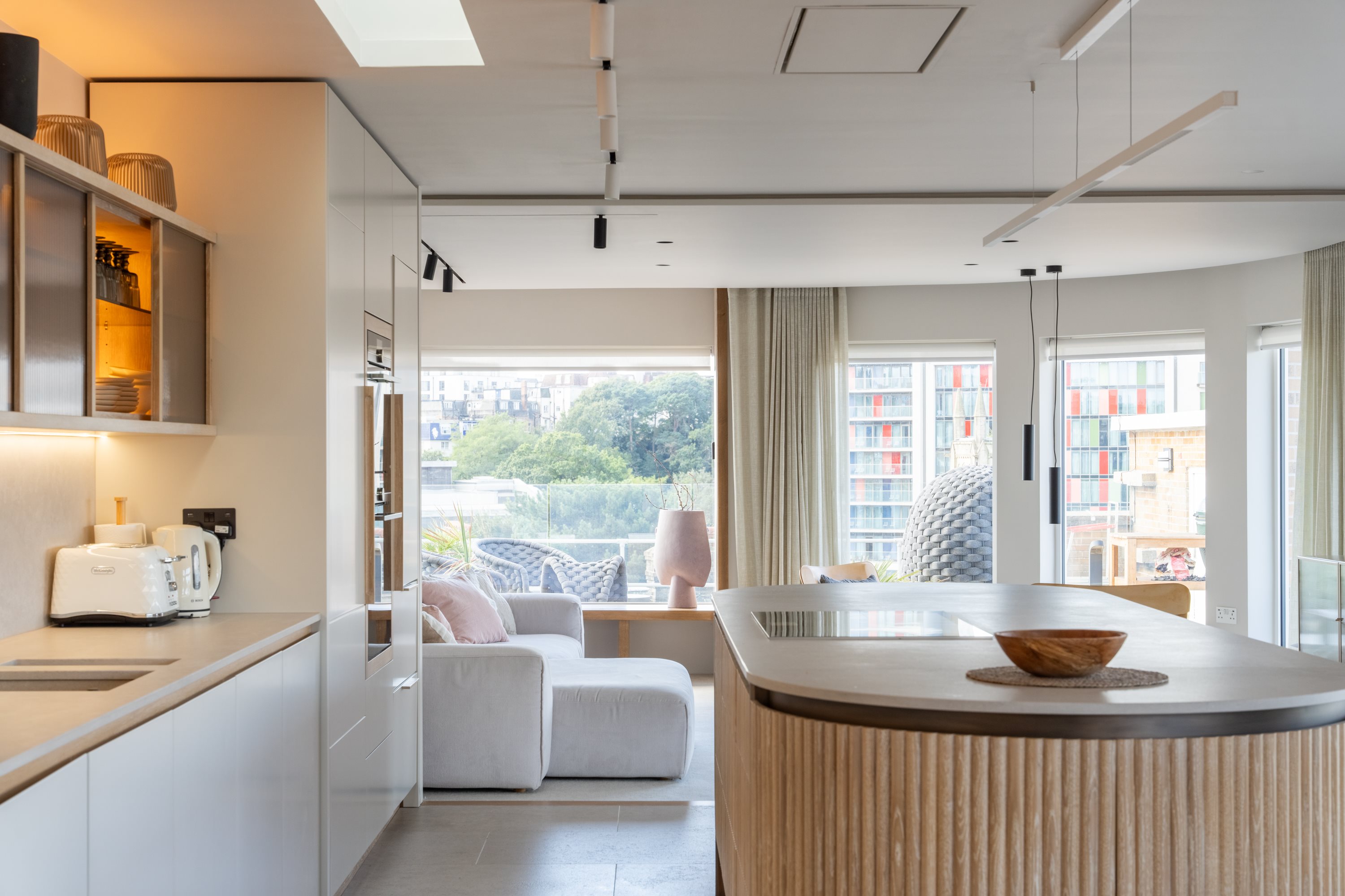 3 bed apartment to rent in Bristol & West House, Post Office Road  - Property Image 38