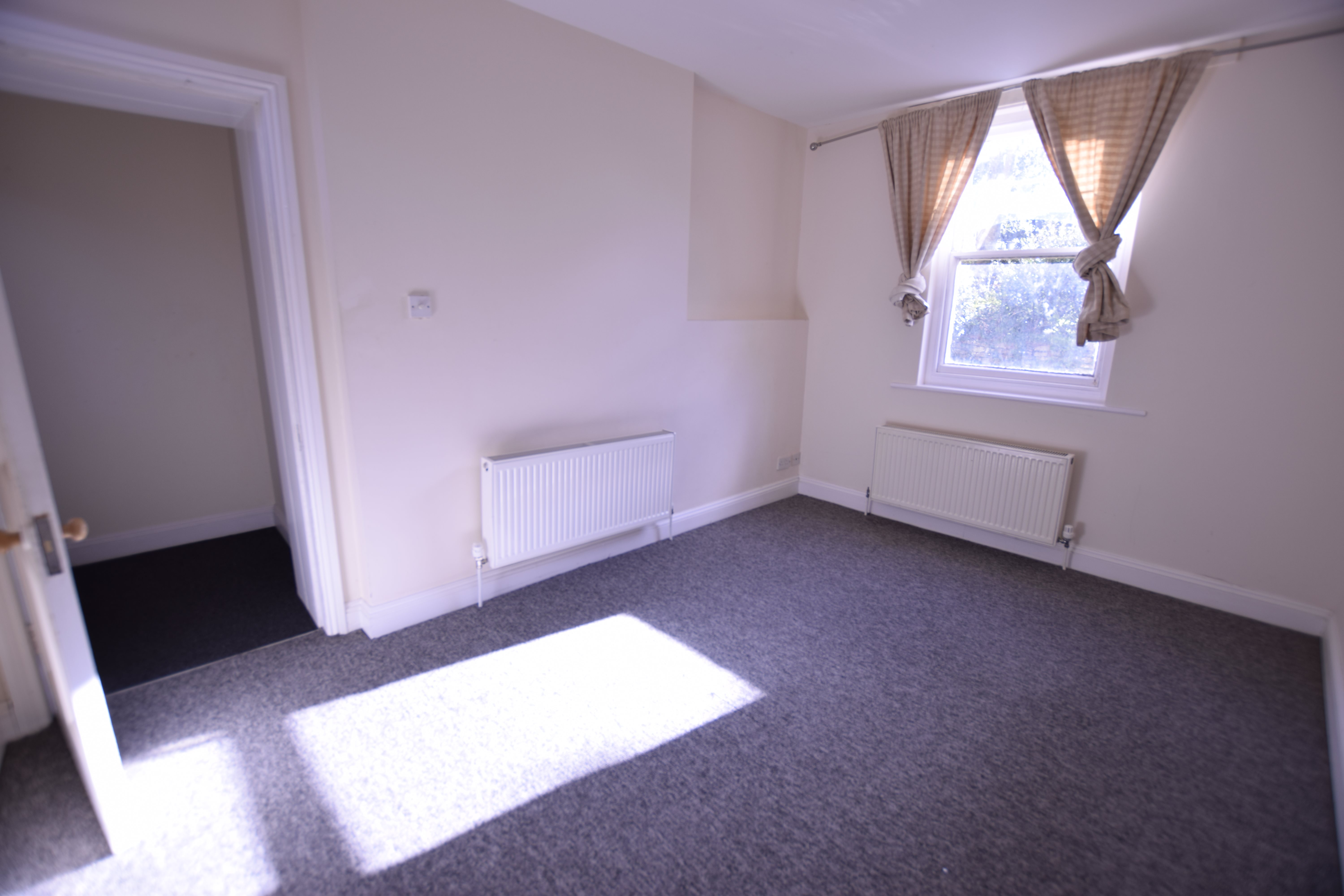 3 bed flat to rent in Grove Road, Bournemouth  - Property Image 7