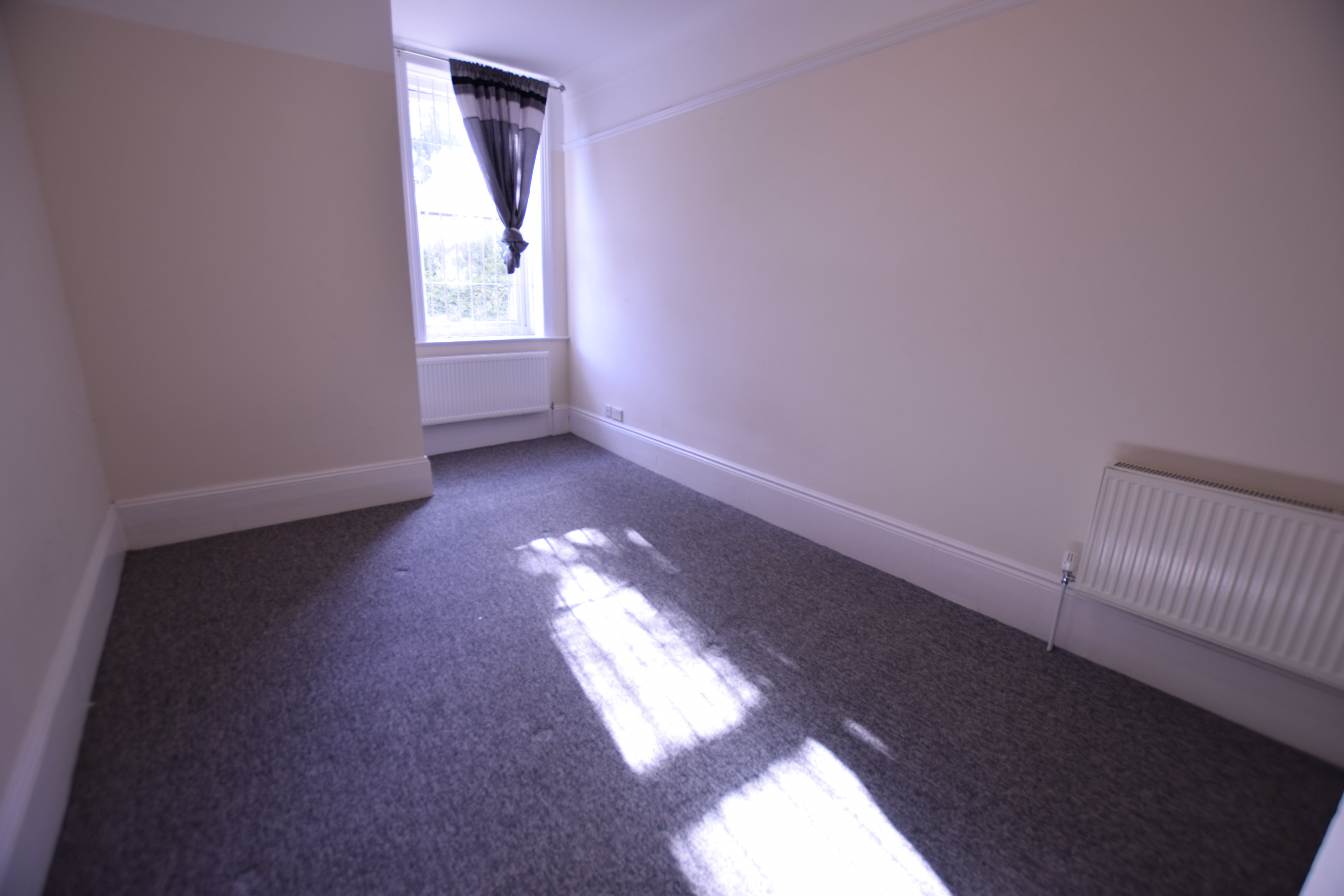 3 bed flat to rent in Grove Road, Bournemouth  - Property Image 4