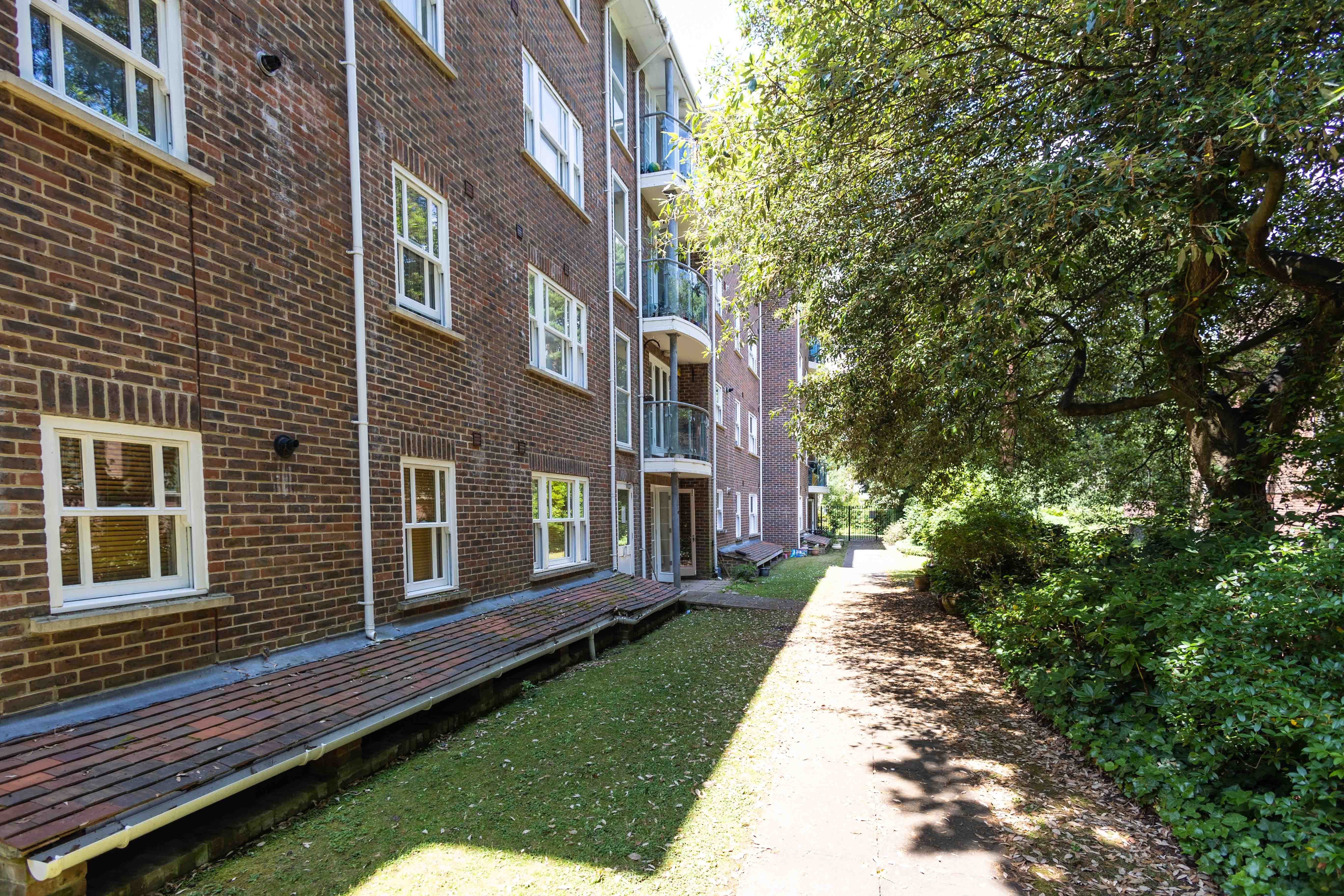 2 bed flat to rent in Christchurch Road, Bournemouth  - Property Image 16