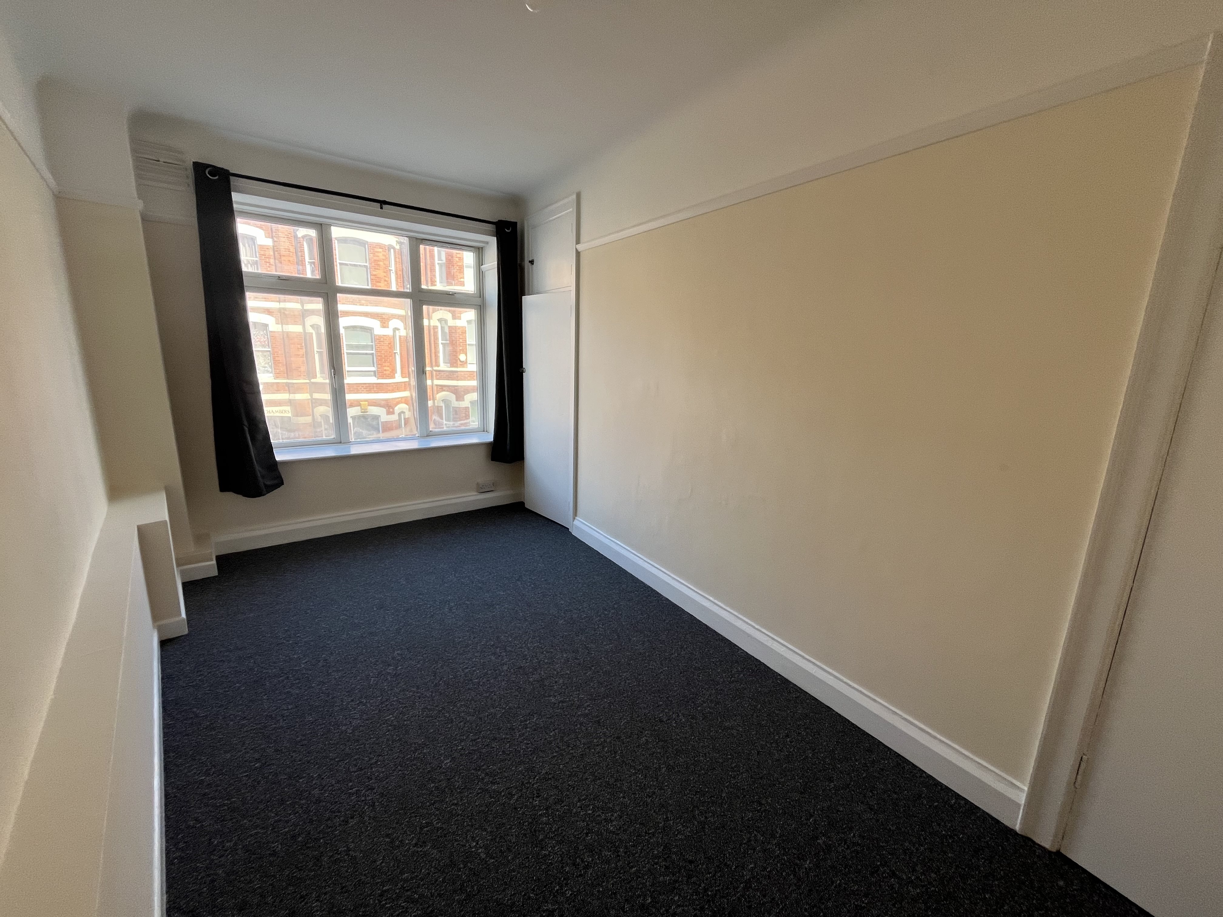 4 bed apartment to rent in St Peters Road, Bournemouth  - Property Image 5