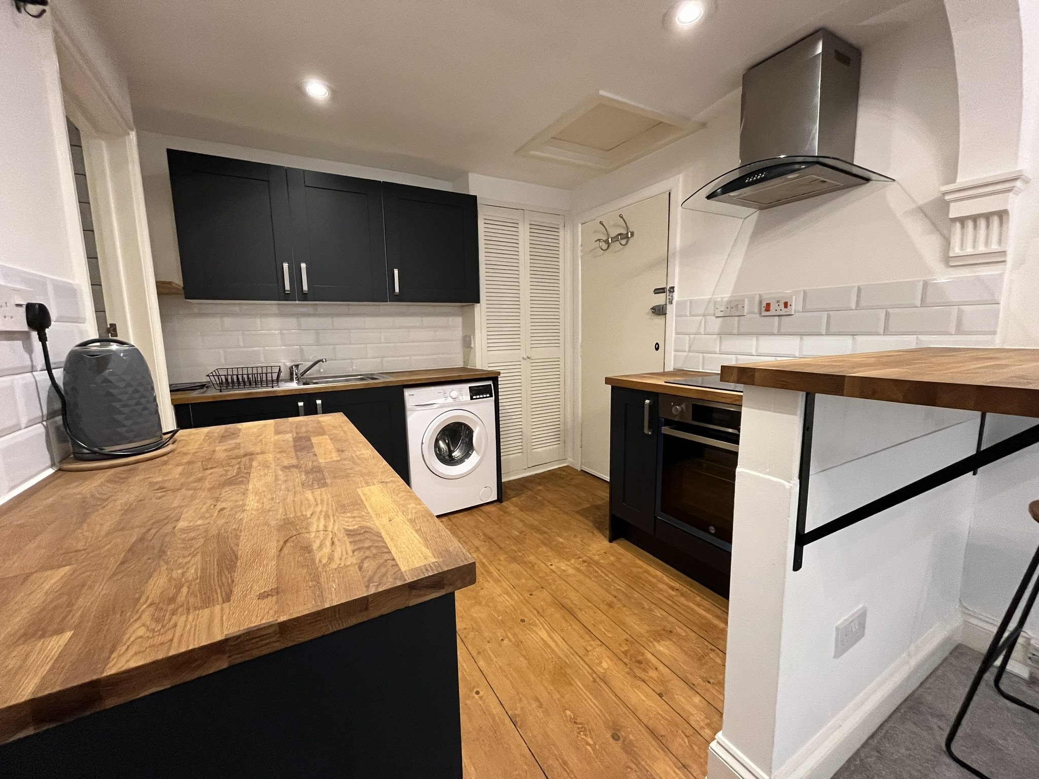 Studio flat to rent in Durley Chine Road, Bournemouth  - Property Image 3