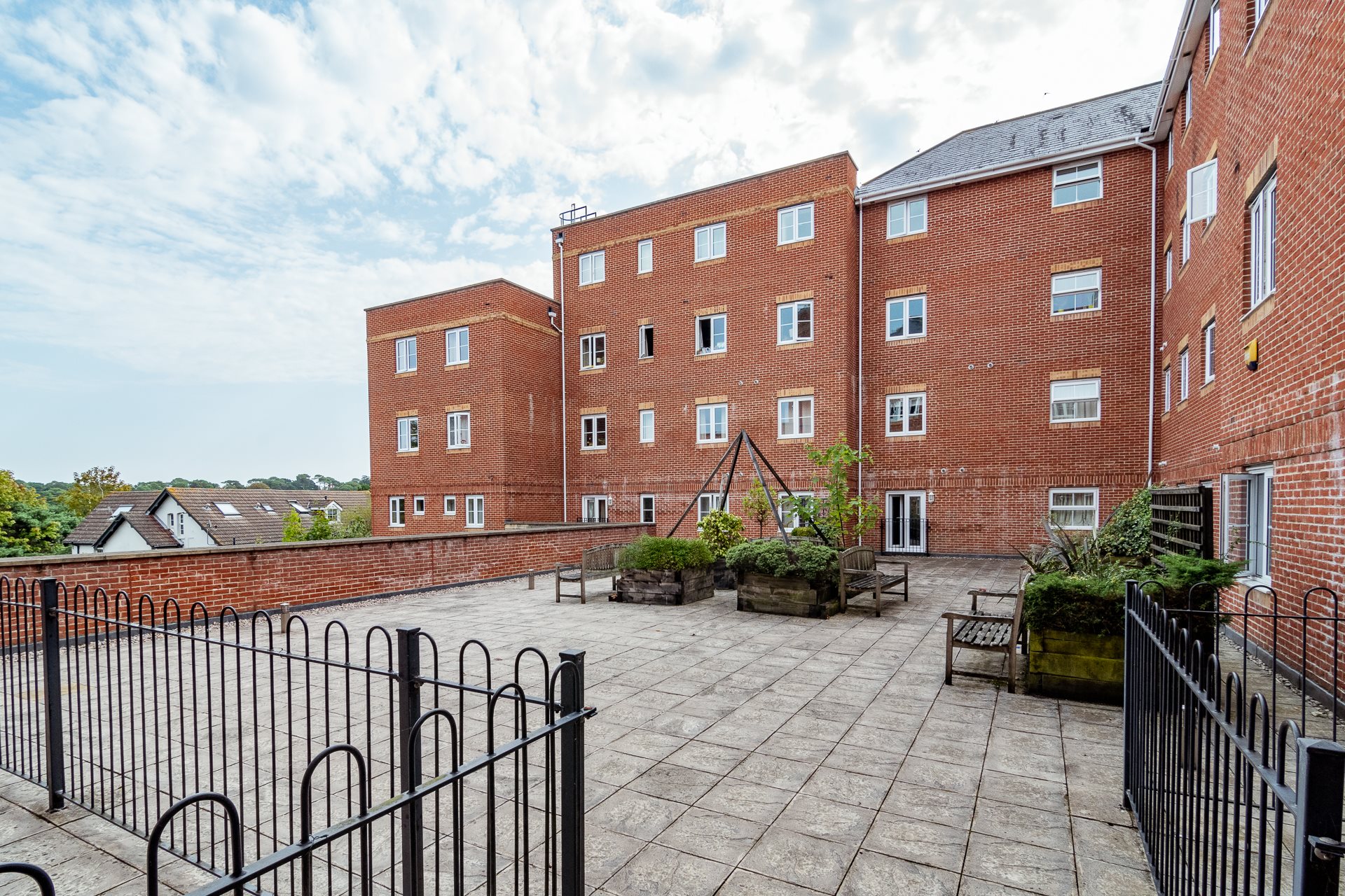 2 bed flat to rent in Norwich Avenue West, Bournemouth  - Property Image 10