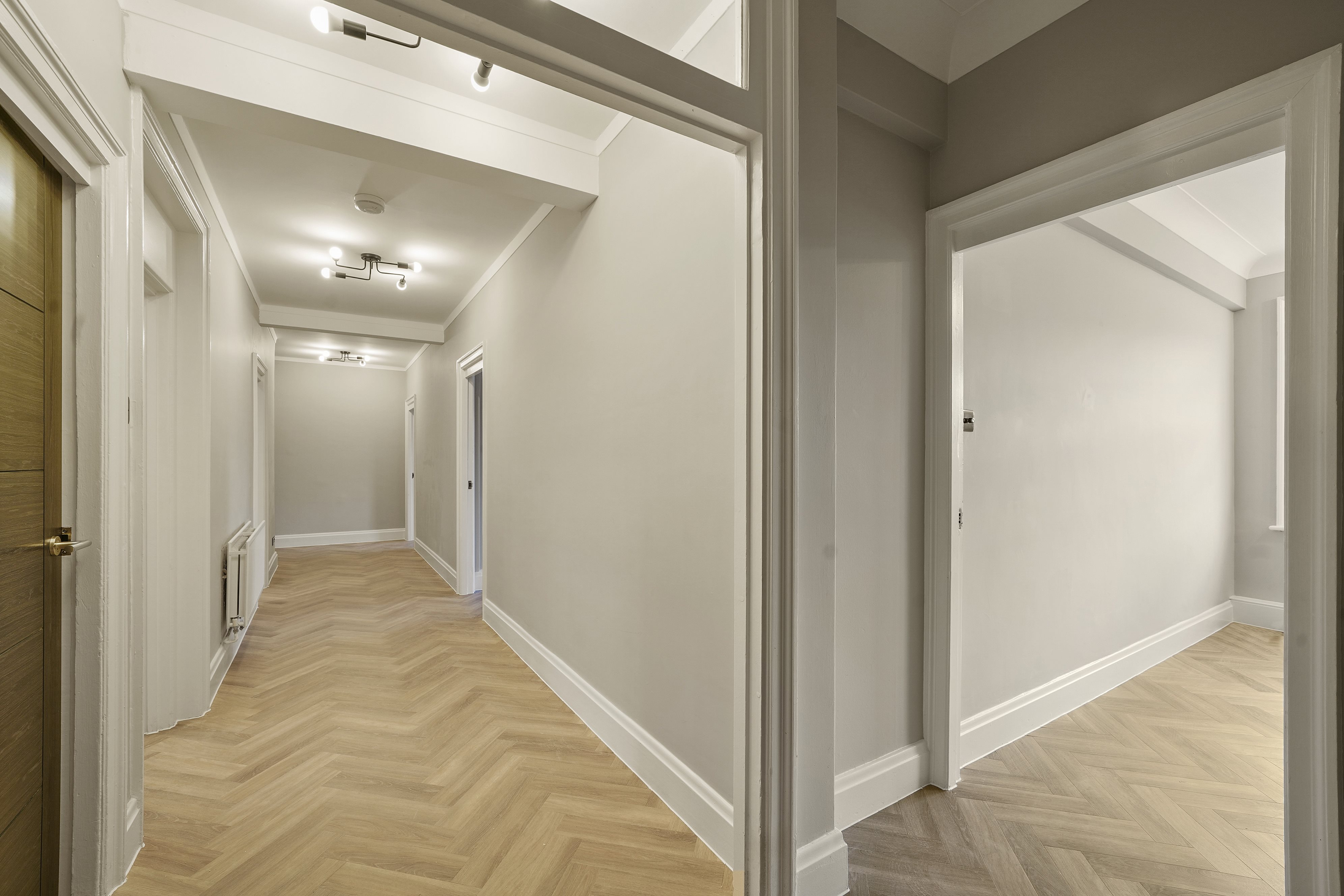 3 bed flat to rent in Richmond Hill, Bournemouth  - Property Image 6