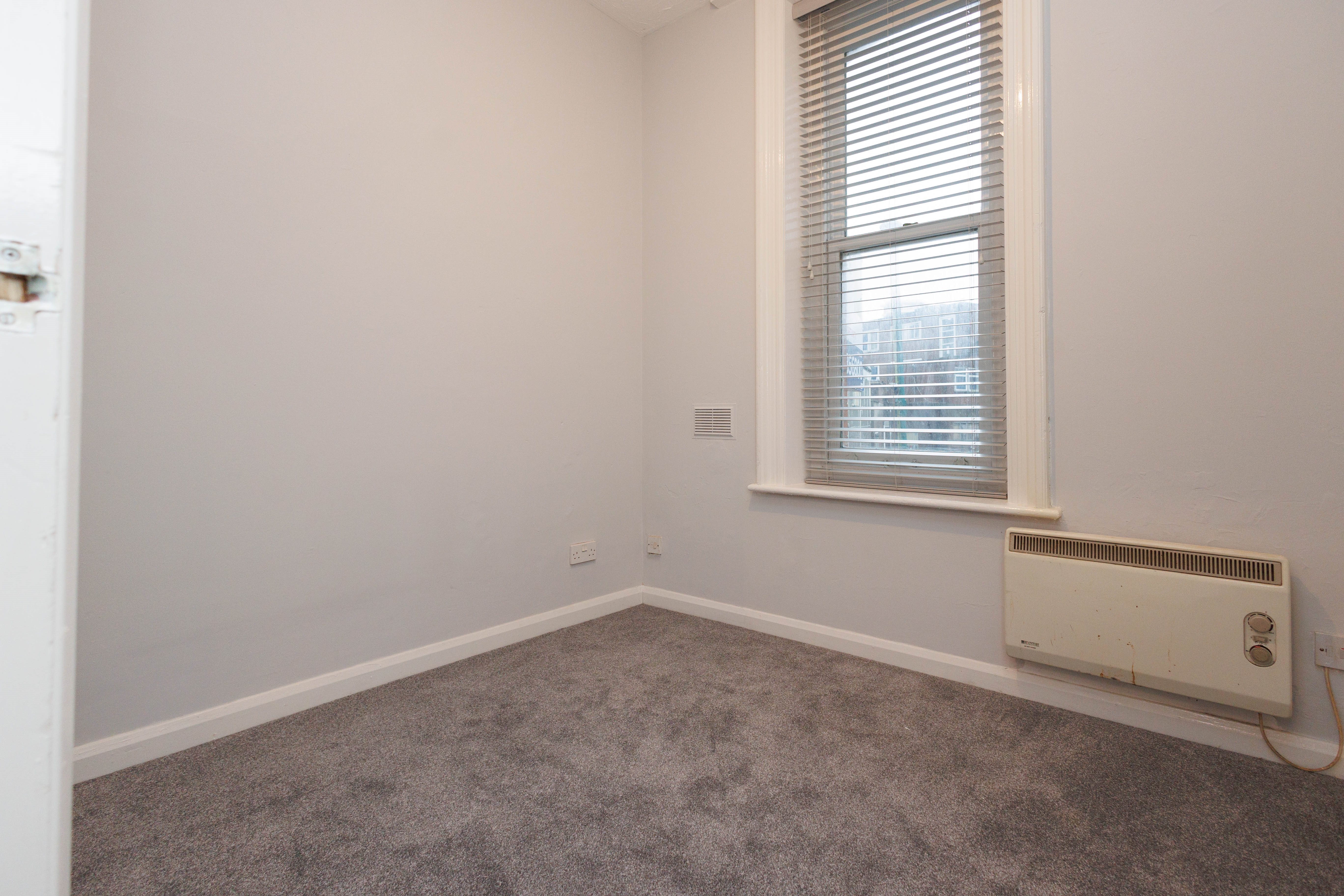 2 bed flat to rent in Fir Vale Road, Bournemouth  - Property Image 10