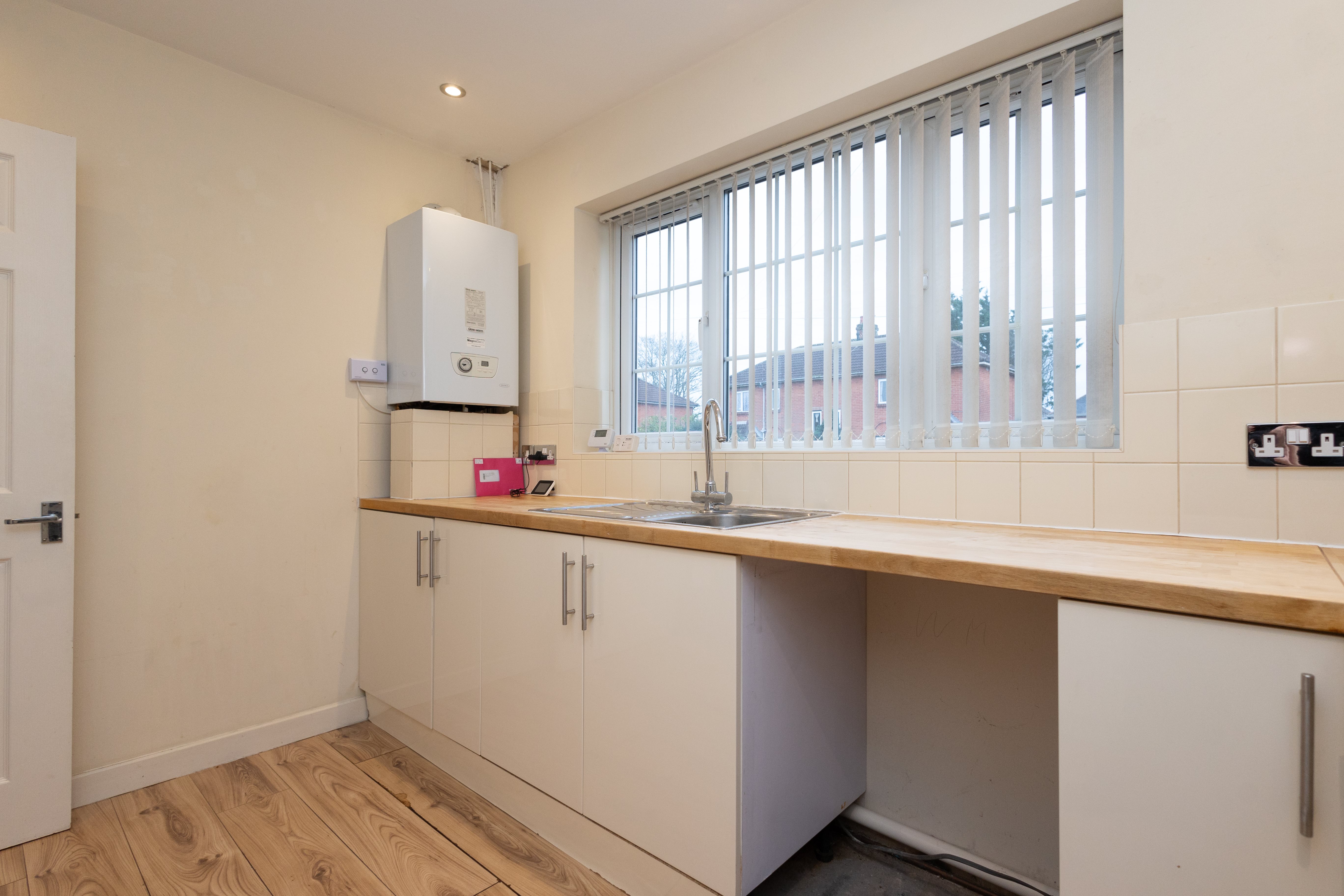 2 bed house to rent in Castle Road  - Property Image 18