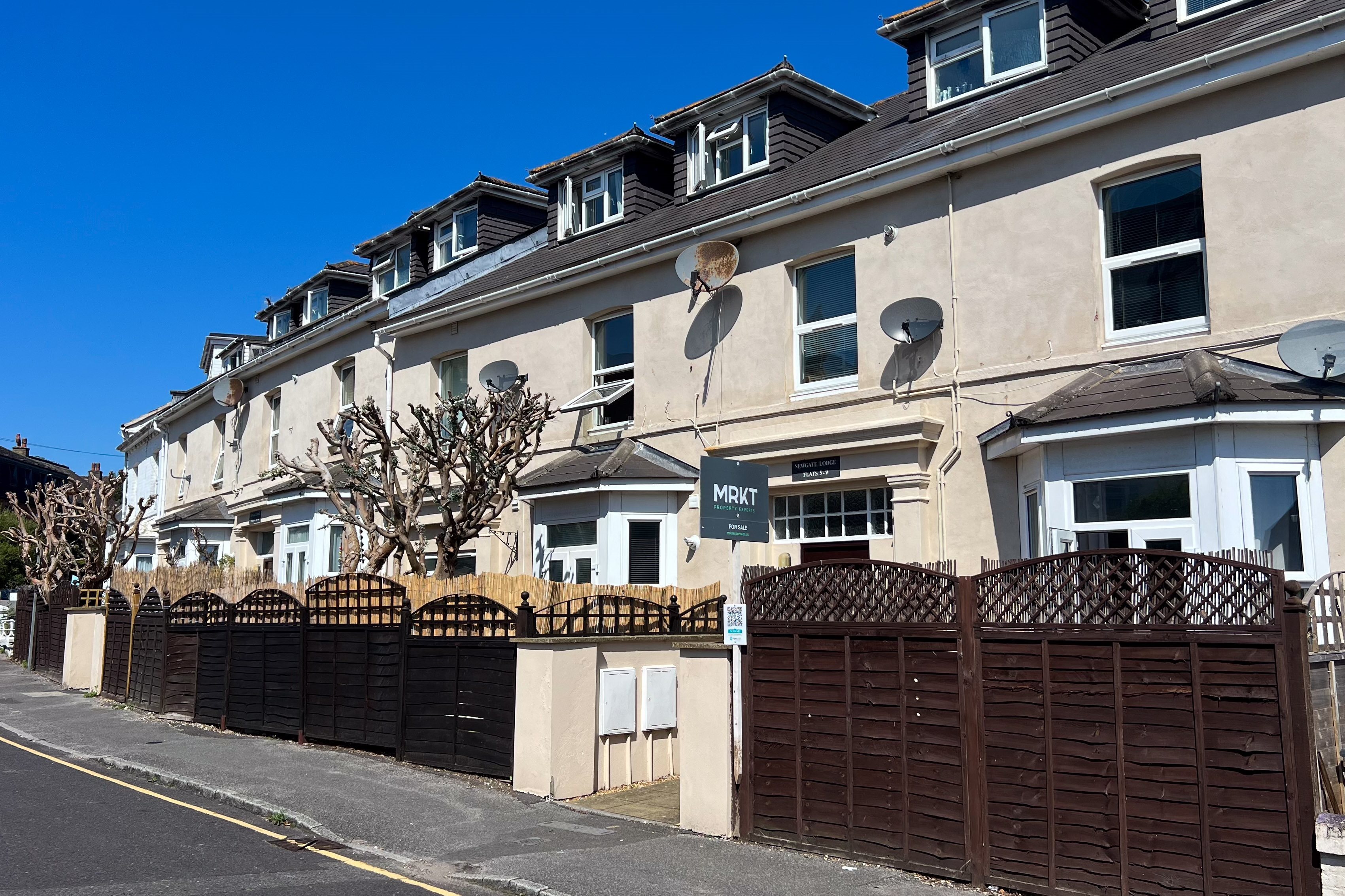 1 bed flat to rent in Norwich Avenue  - Property Image 1