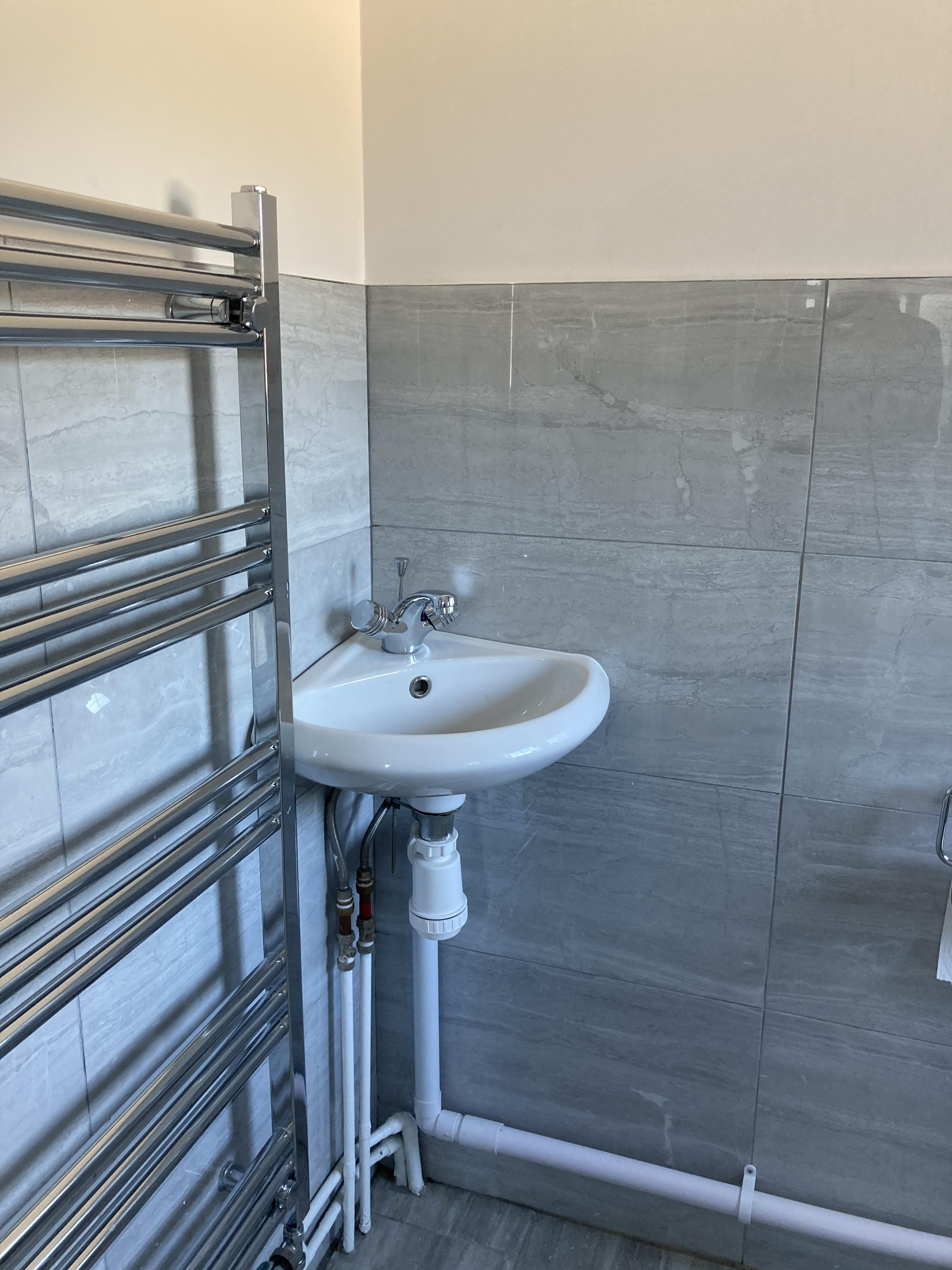 2 bed cottage to rent in Gloucester Road, Bournemouth 6