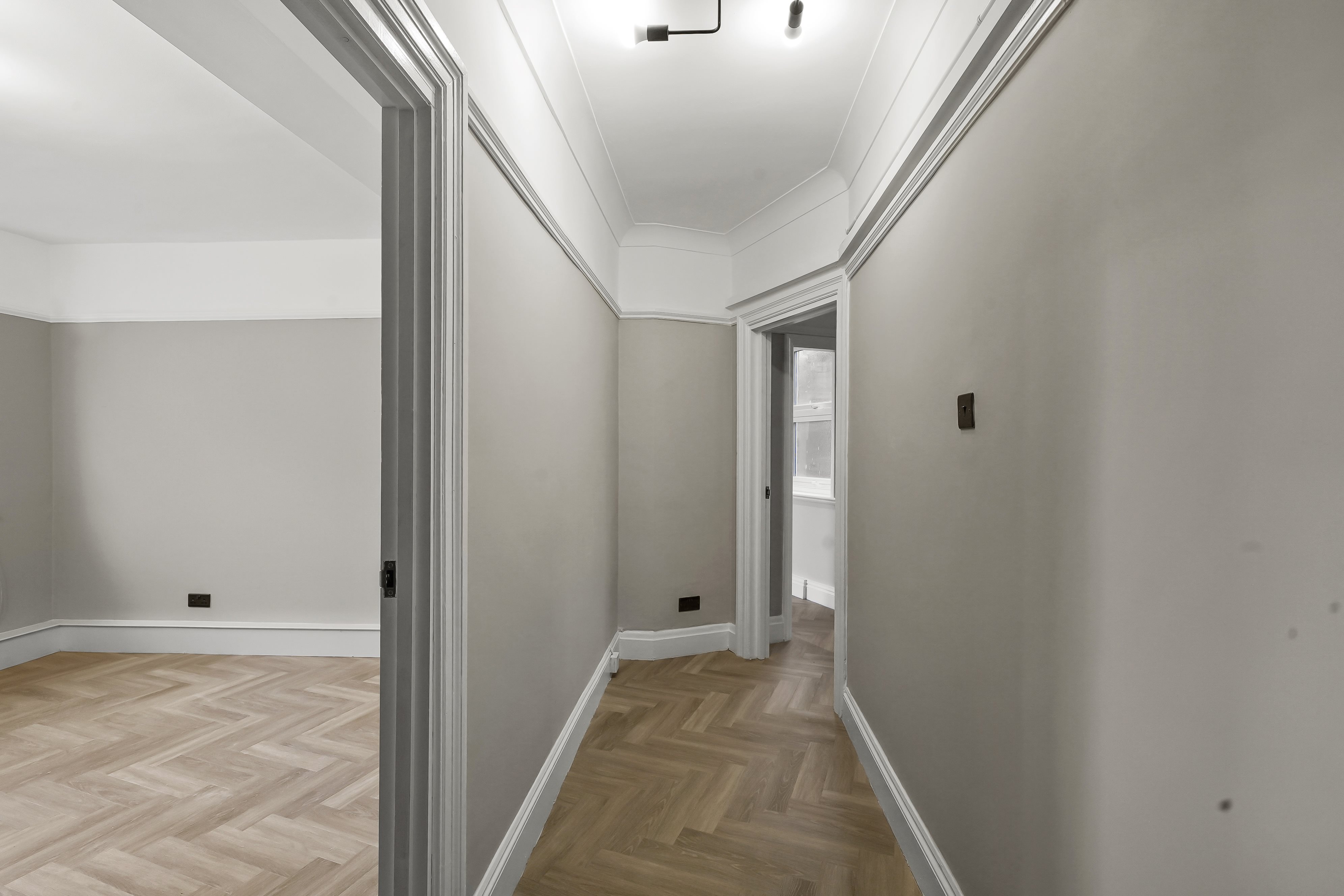 2 bed flat to rent in Richmond Hill, Bournemouth 8