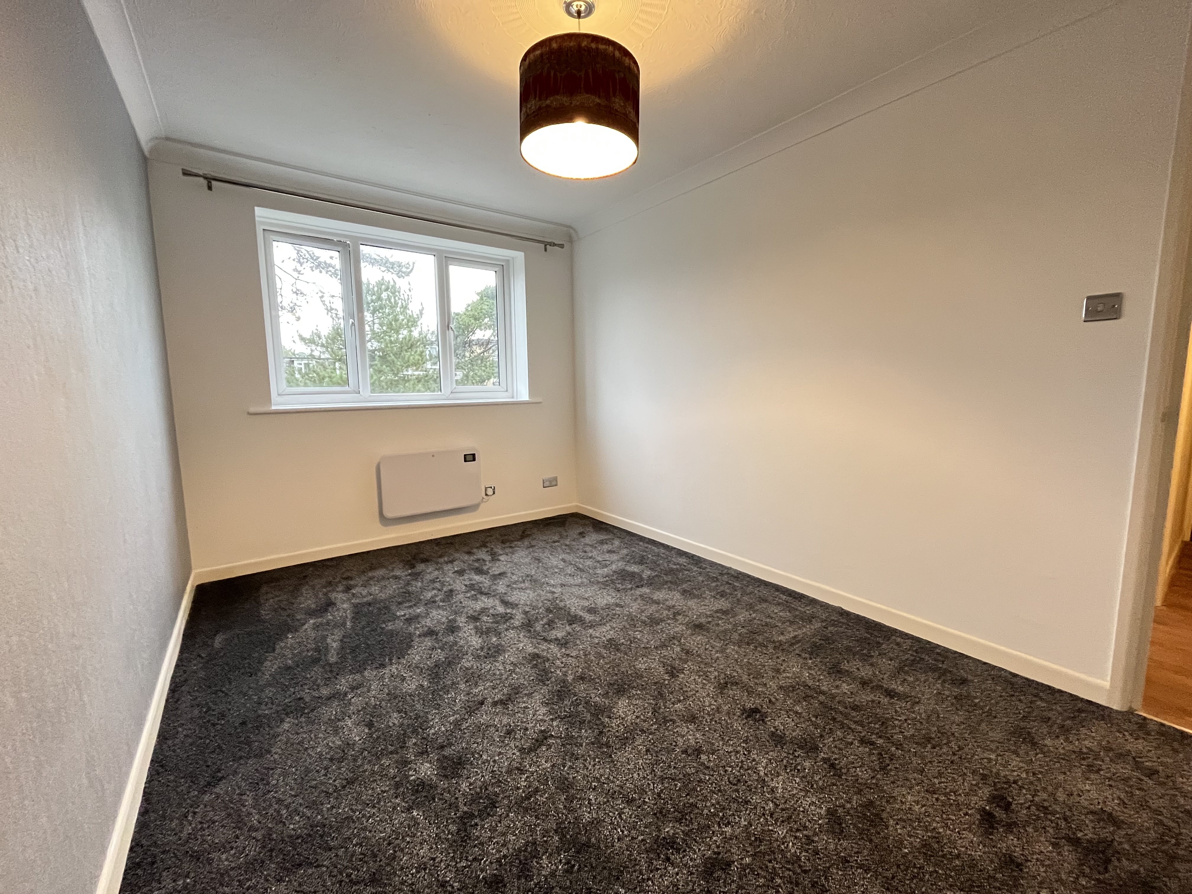 2 bed flat to rent in Suffolk Road  - Property Image 8