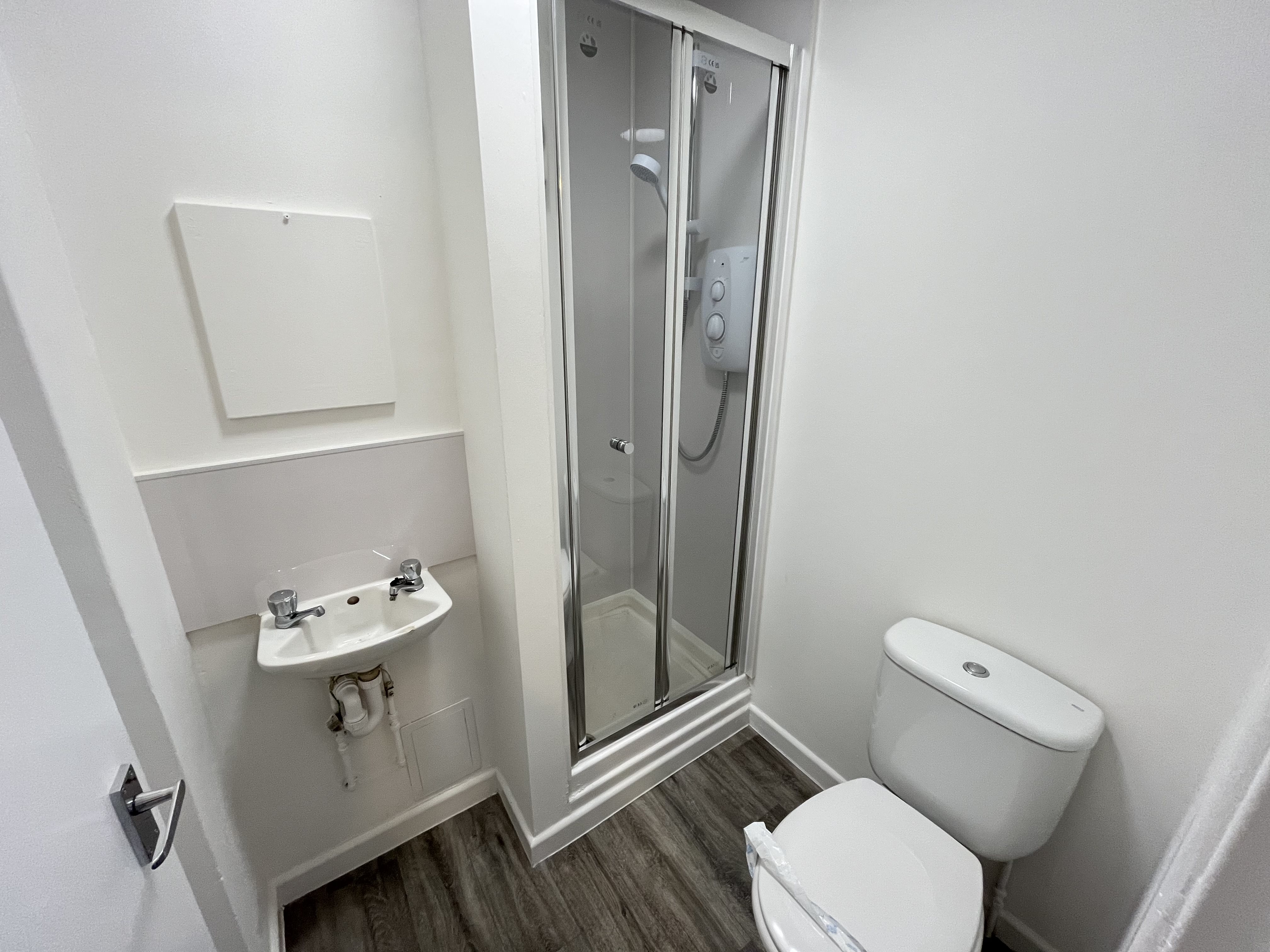 3 bed flat to rent in St Peters Road 1