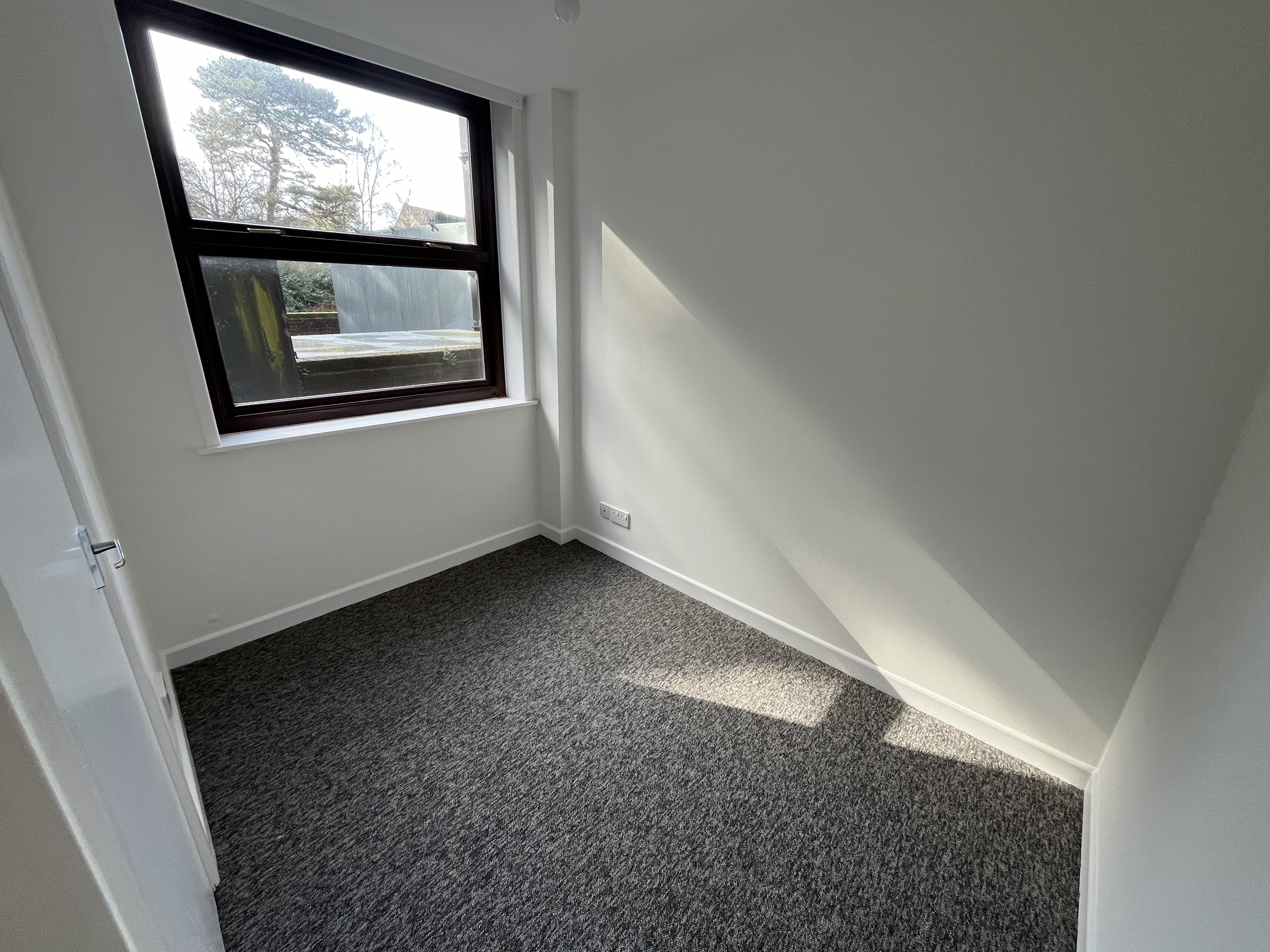 3 bed flat to rent in St Peters Road  - Property Image 6