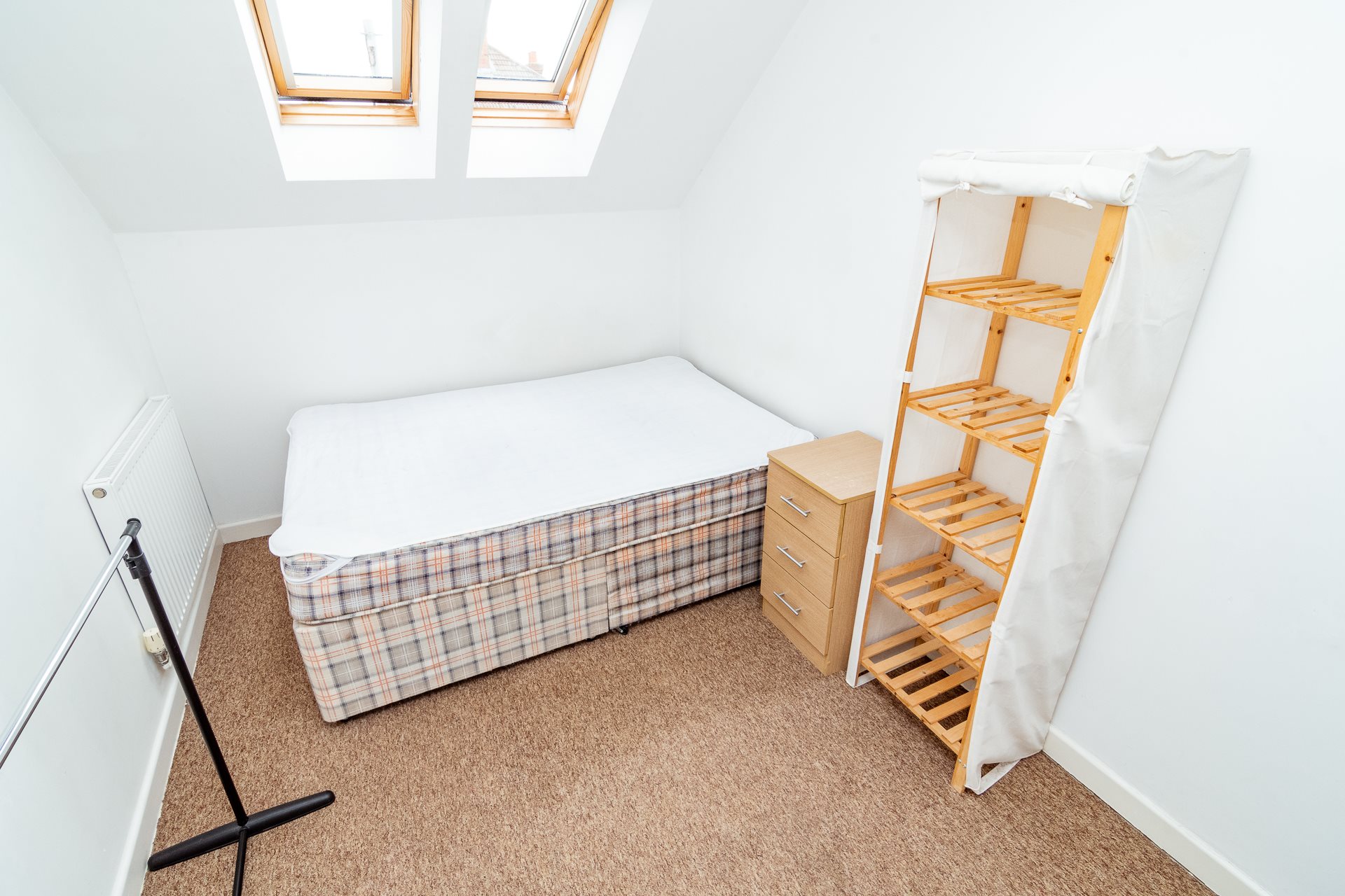 4 bed house to rent in Richards Close, Bournemouth 7