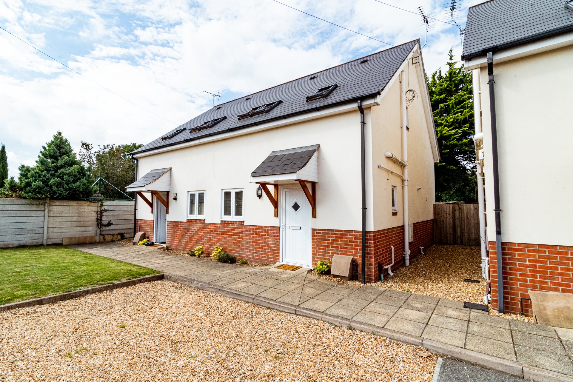 4 bed house to rent in Richards Close, Bournemouth  - Property Image 1