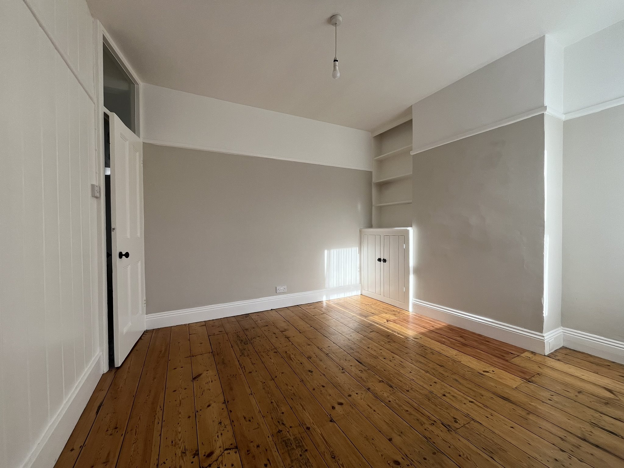 3 bed semi-detached house to rent in Gwynne Road, Poole 6