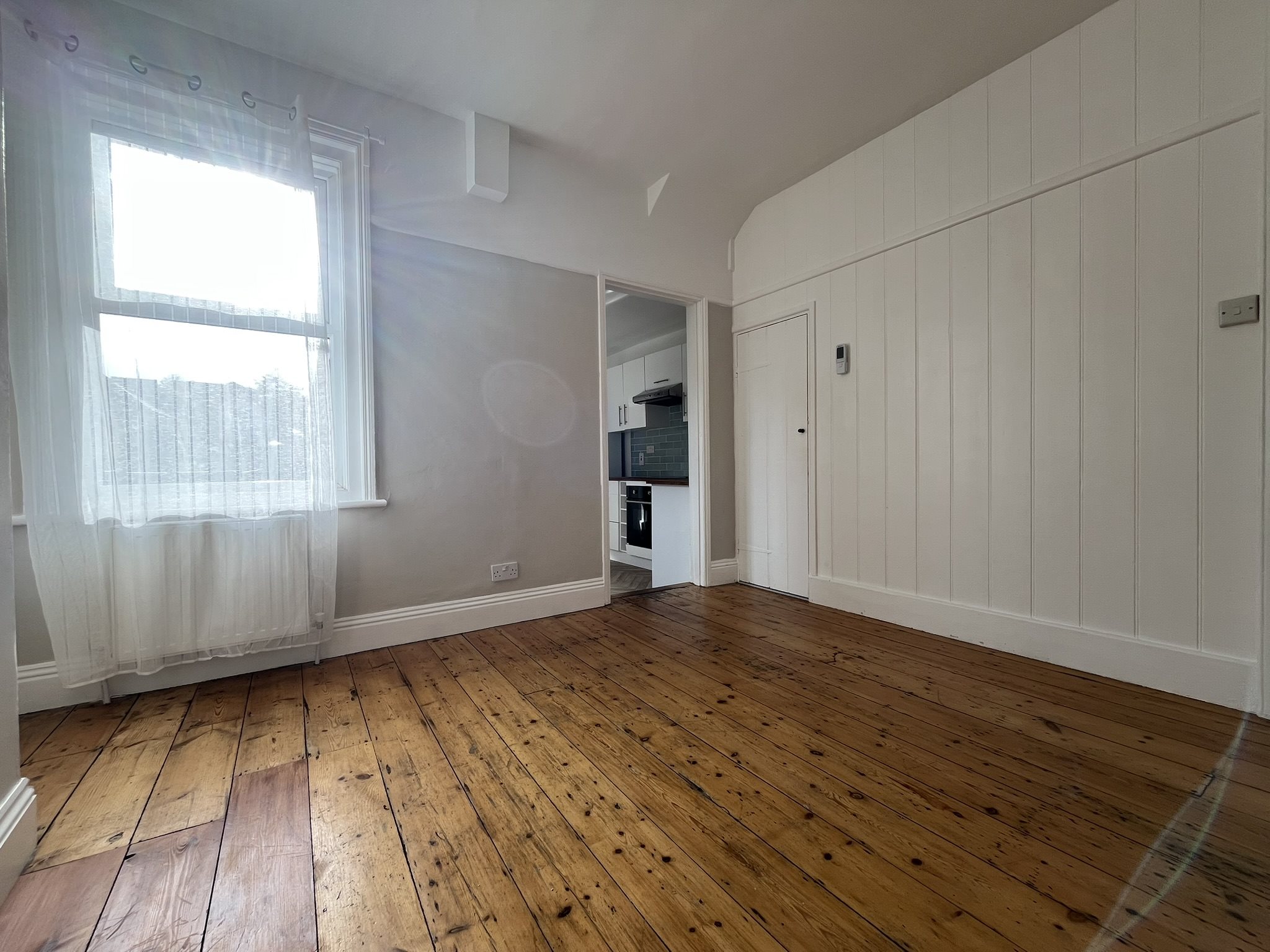 3 bed semi-detached house to rent in Gwynne Road, Poole  - Property Image 8