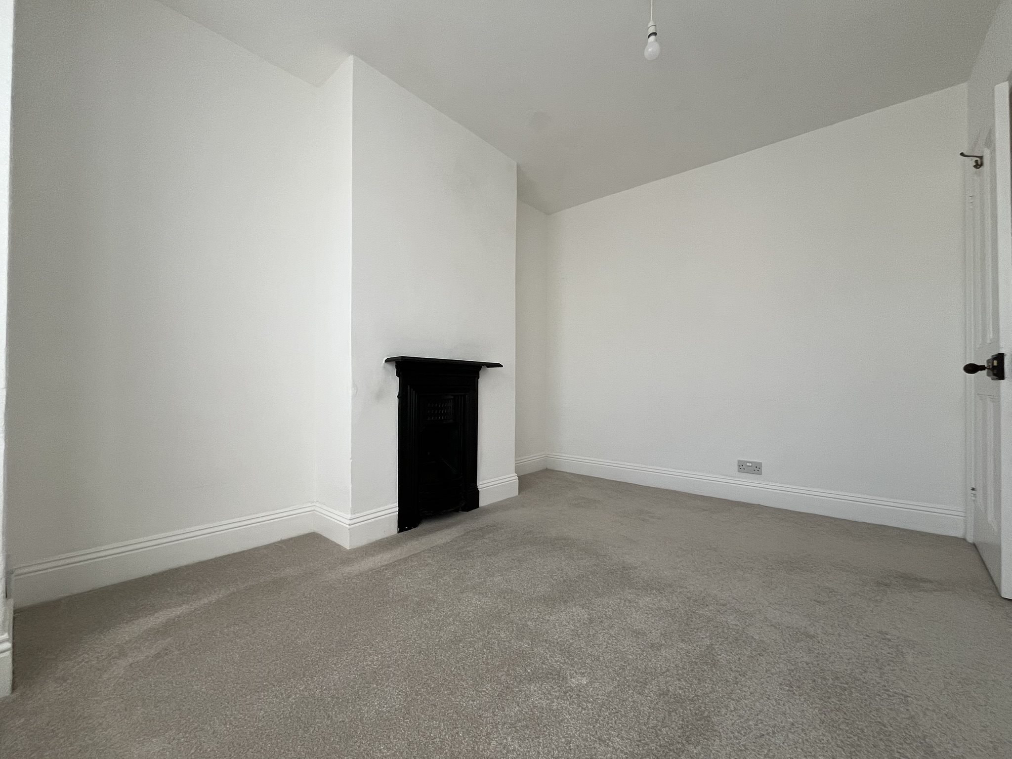 3 bed semi-detached house to rent in Gwynne Road, Poole 16