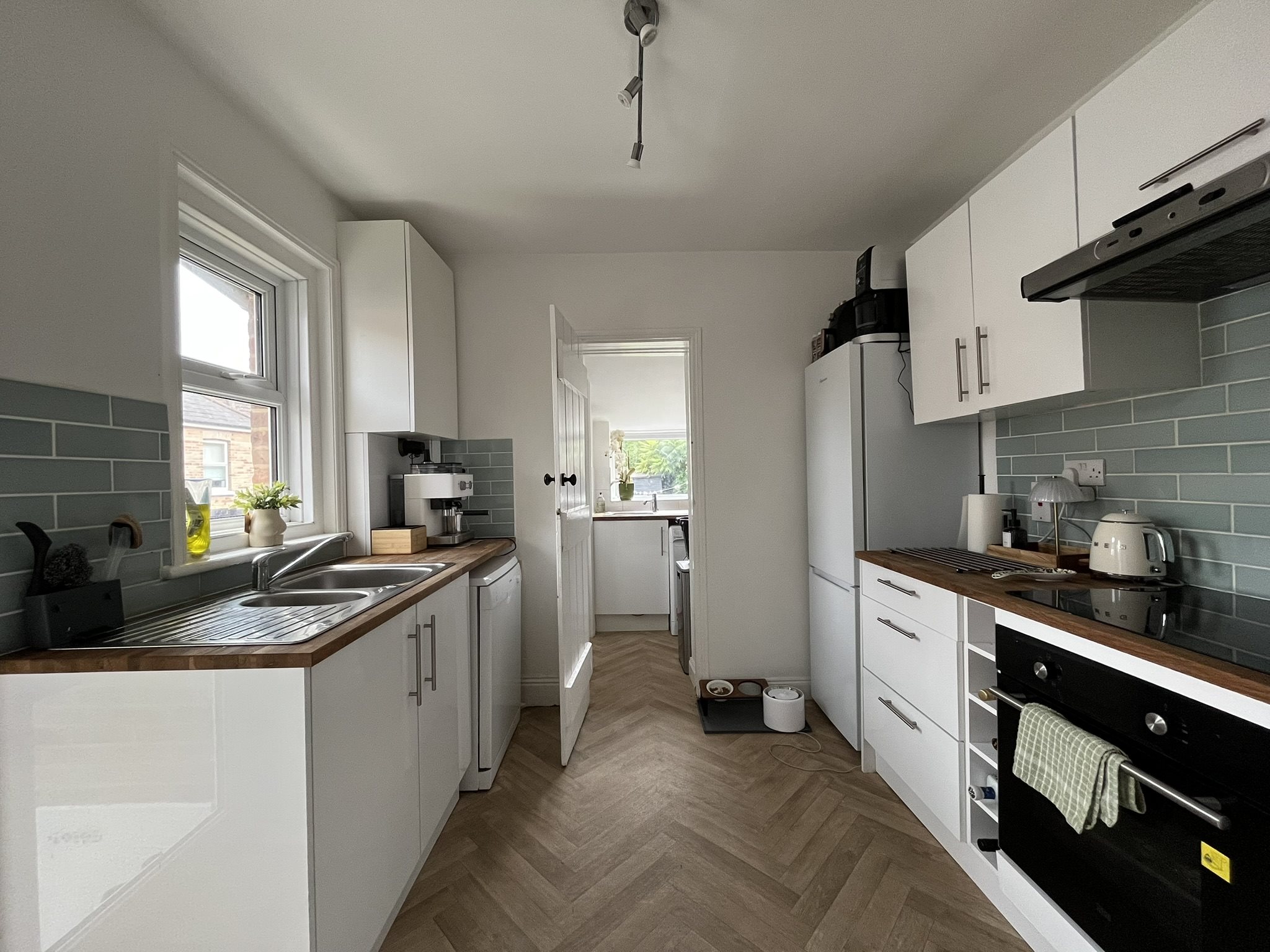 3 bed semi-detached house to rent in Gwynne Road, Poole  - Property Image 5